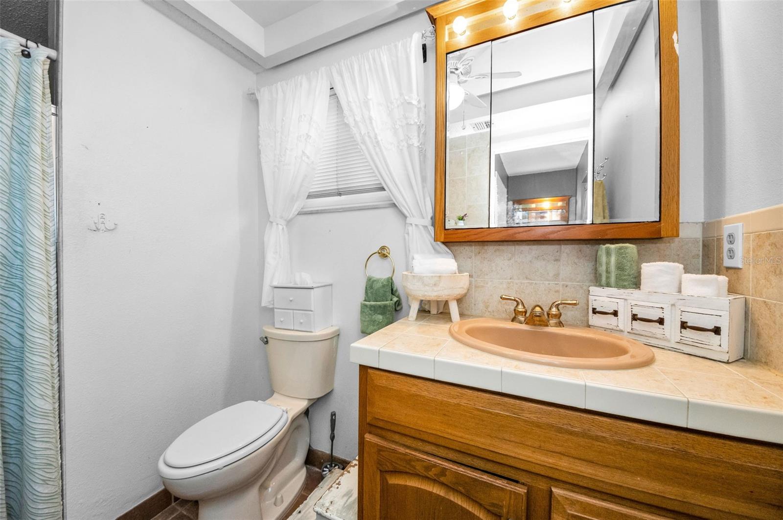 Image 26 of 45 For 8810 Seeley Lane