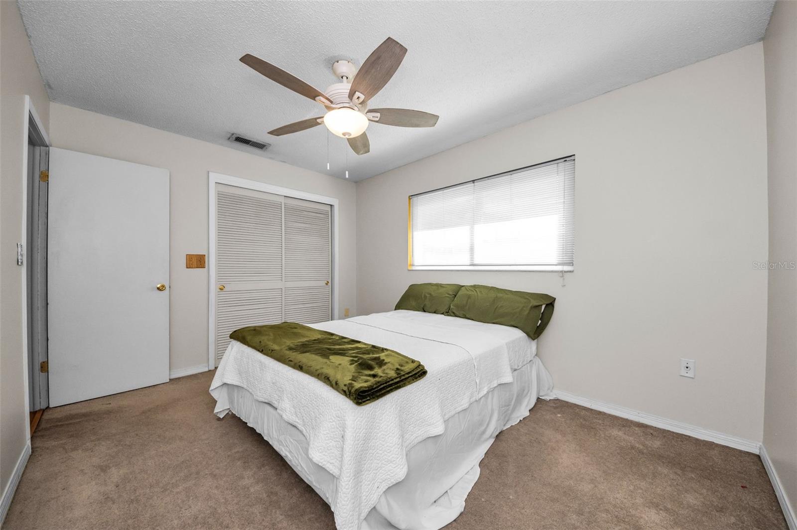 Image 27 of 45 For 8810 Seeley Lane