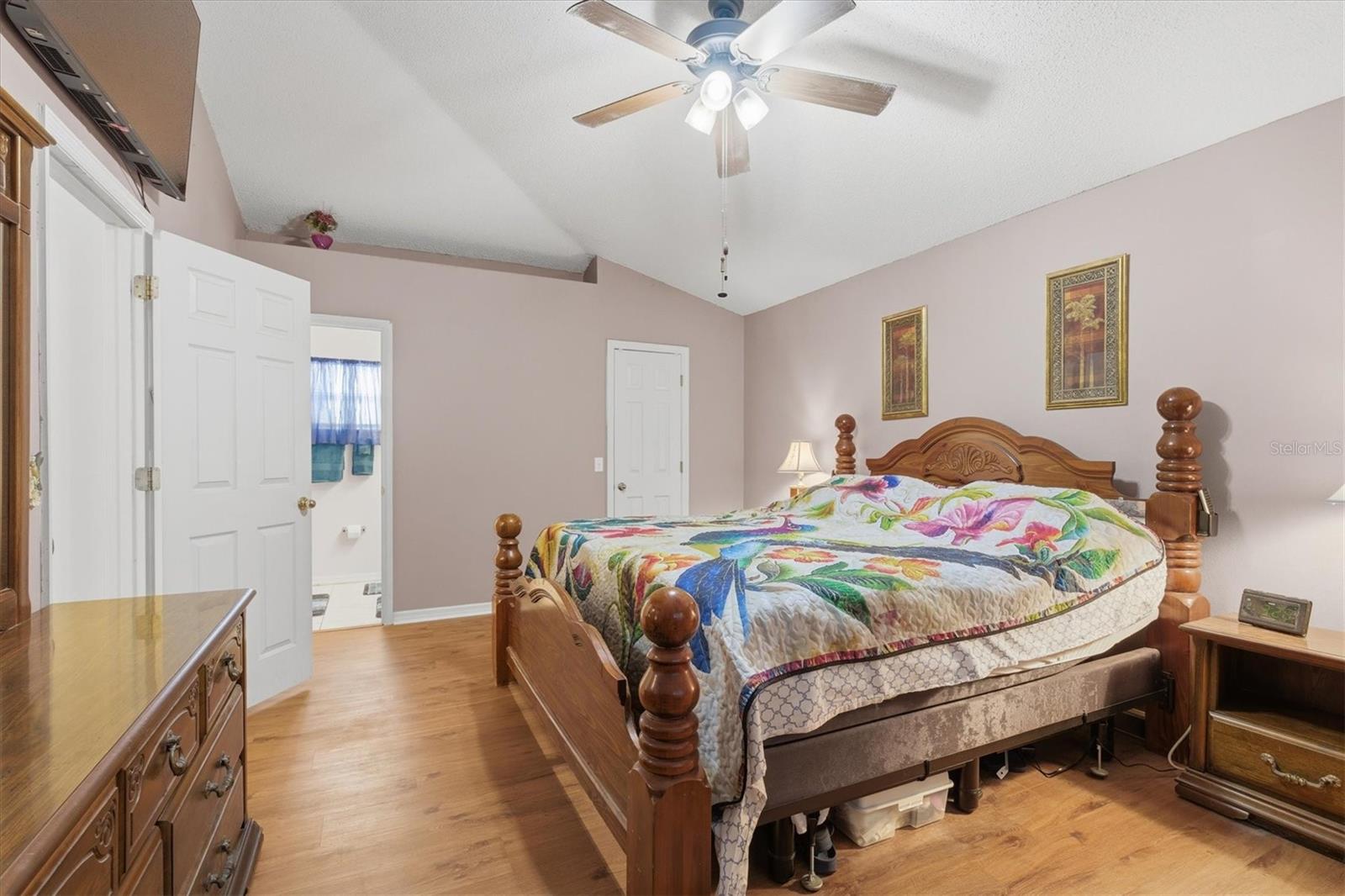 Image 13 of 38 For 7172 Toledo Road