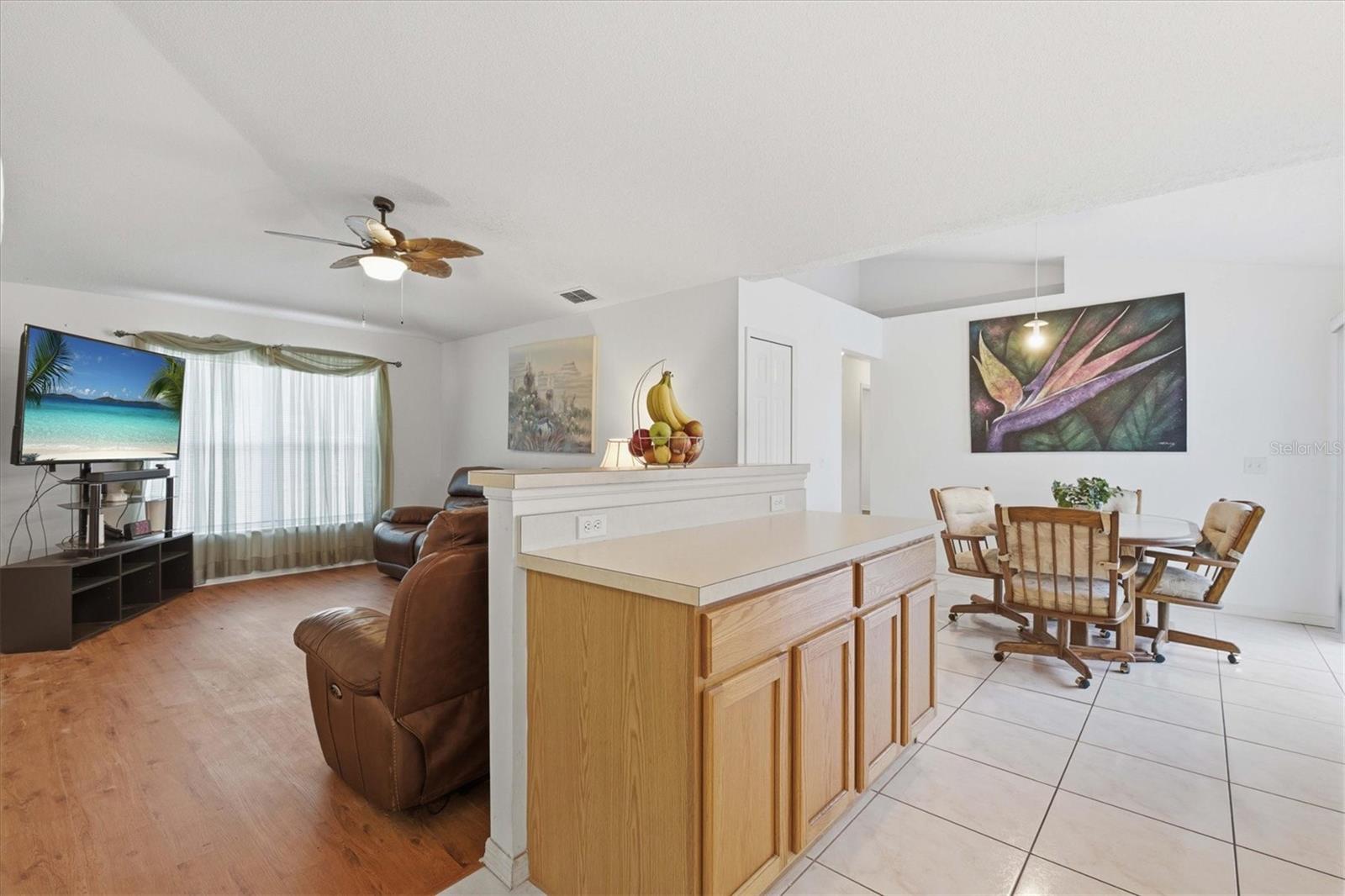 Image 19 of 38 For 7172 Toledo Road