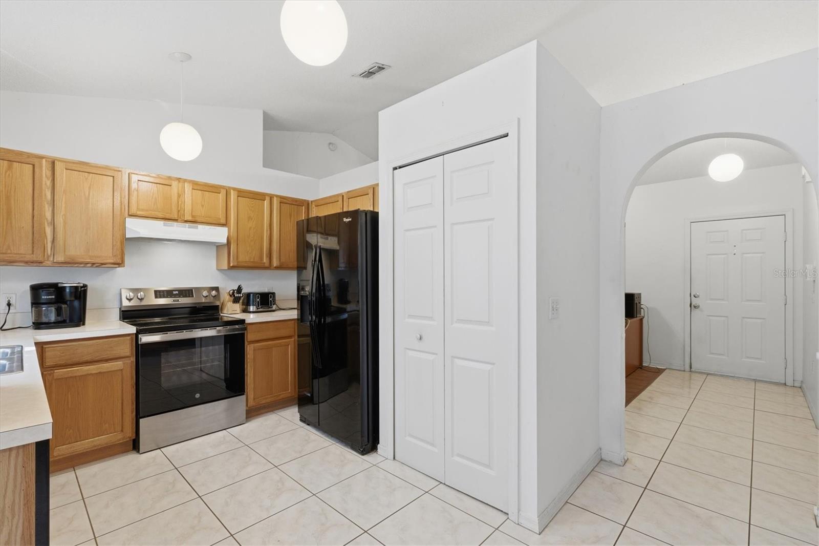 Image 20 of 38 For 7172 Toledo Road