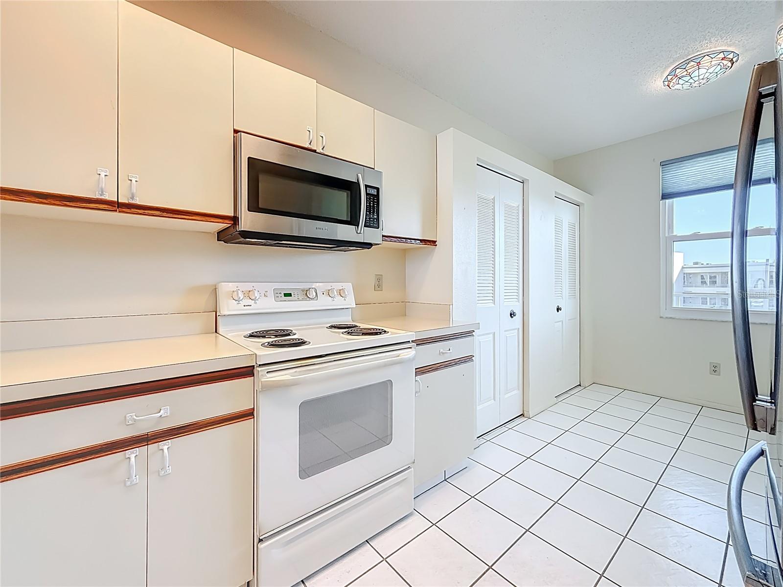 Image 12 of 97 For 7932 Sailboat Key Boulevard S 603