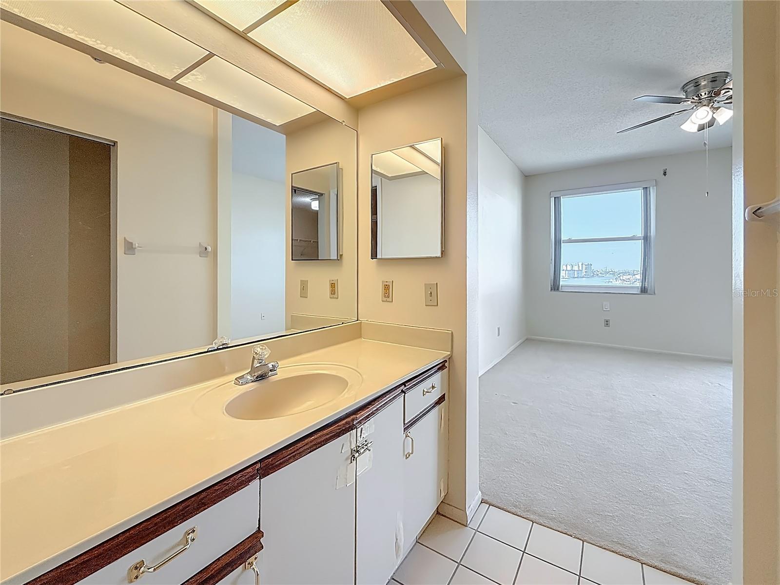 Image 42 of 97 For 7932 Sailboat Key Boulevard S 603