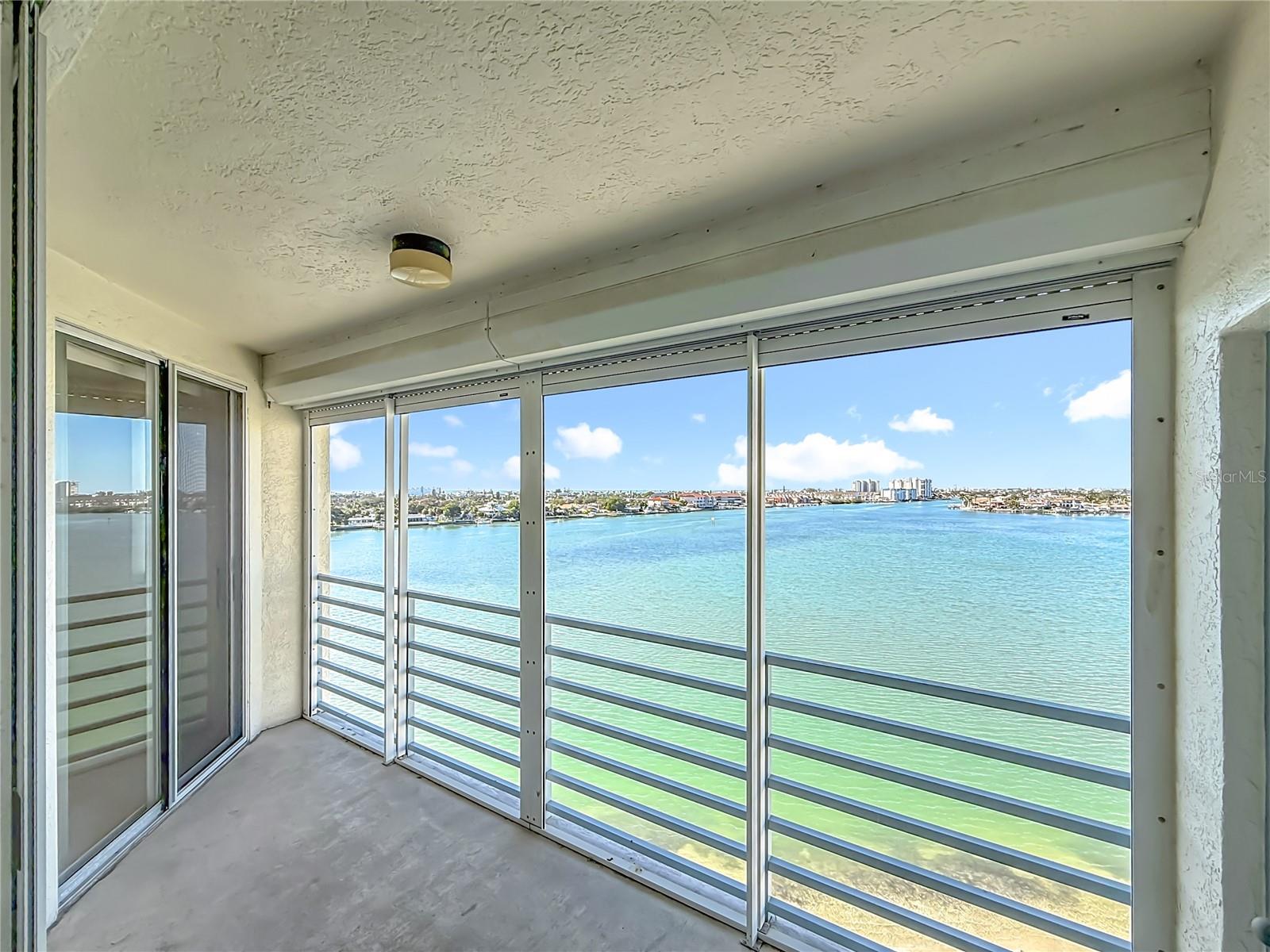 Image 45 of 97 For 7932 Sailboat Key Boulevard S 603