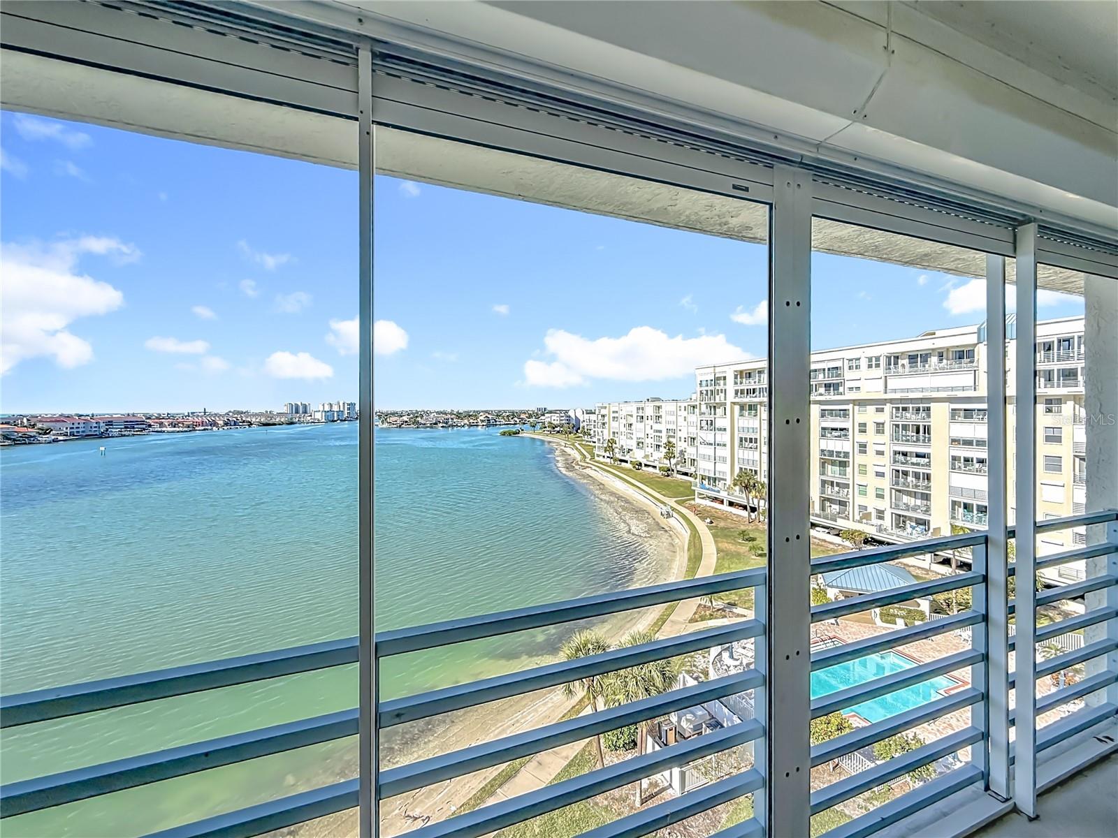 Image 49 of 97 For 7932 Sailboat Key Boulevard S 603