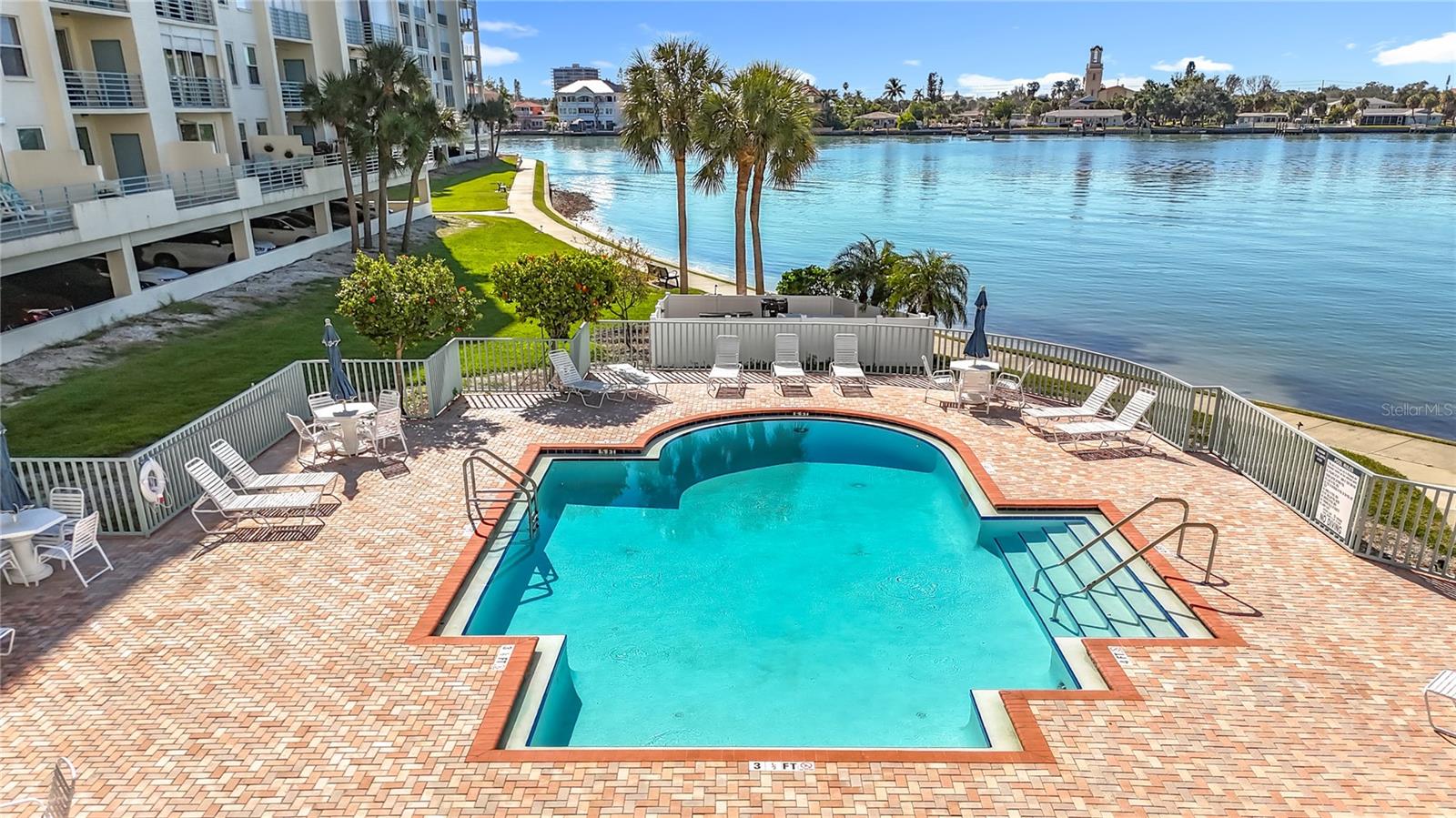 Image 55 of 97 For 7932 Sailboat Key Boulevard S 603