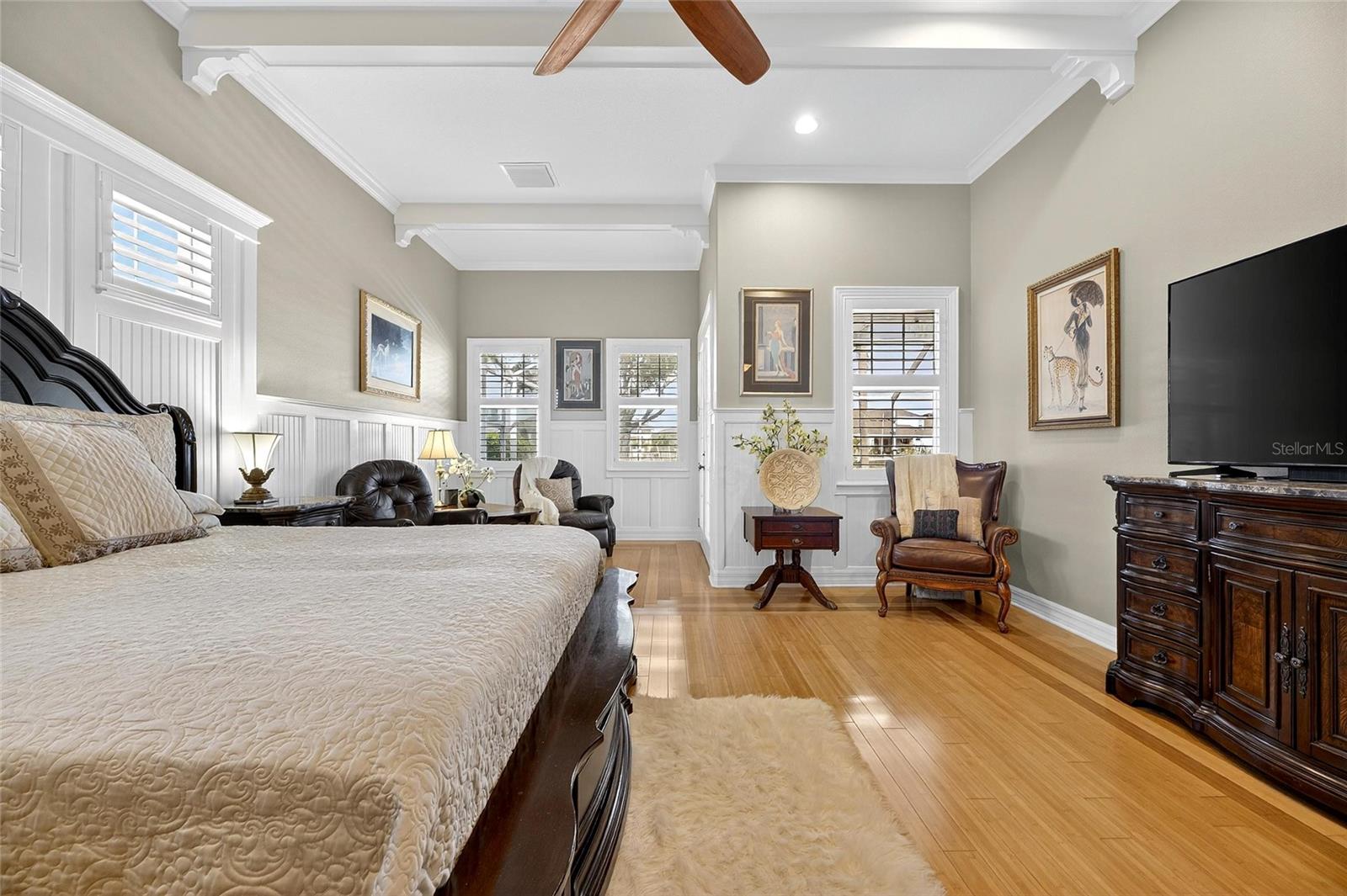 Image 28 of 94 For 539 Islebay Drive