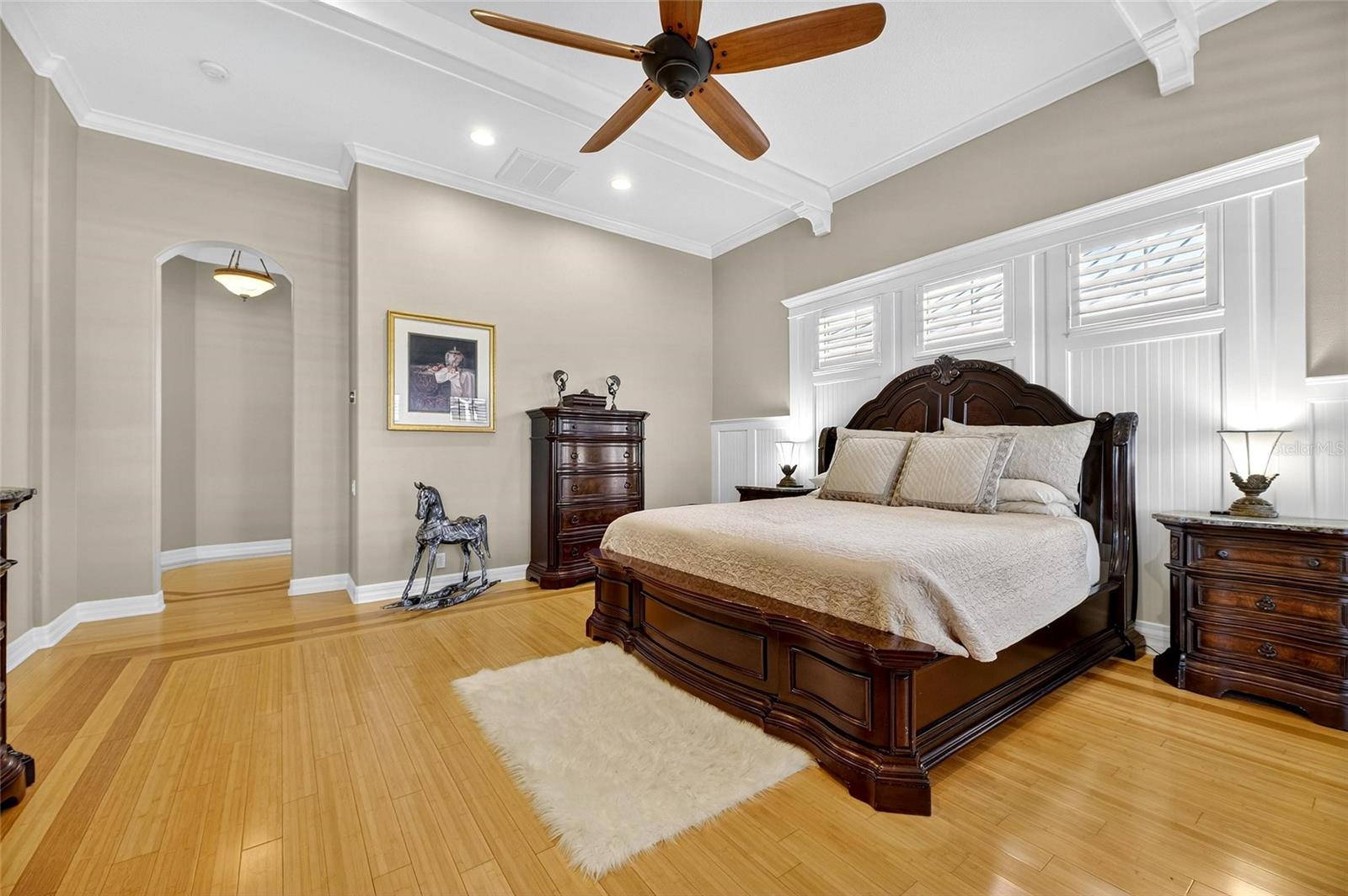 Image 29 of 94 For 539 Islebay Drive