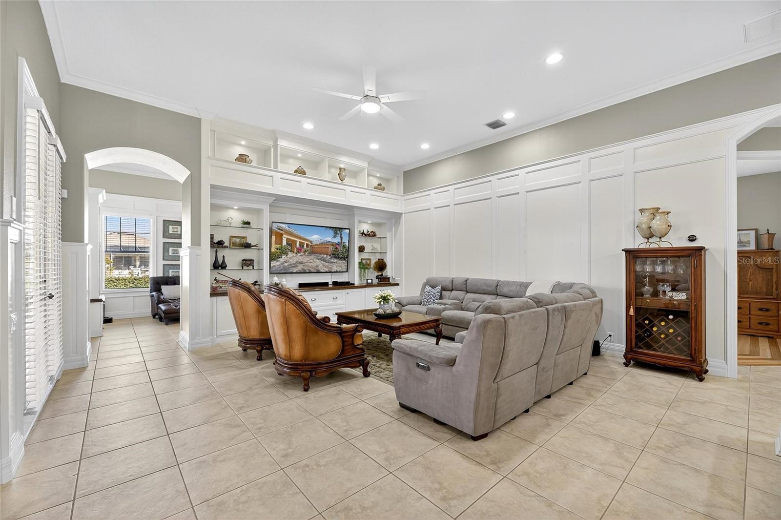 Image 36 of 94 For 539 Islebay Drive