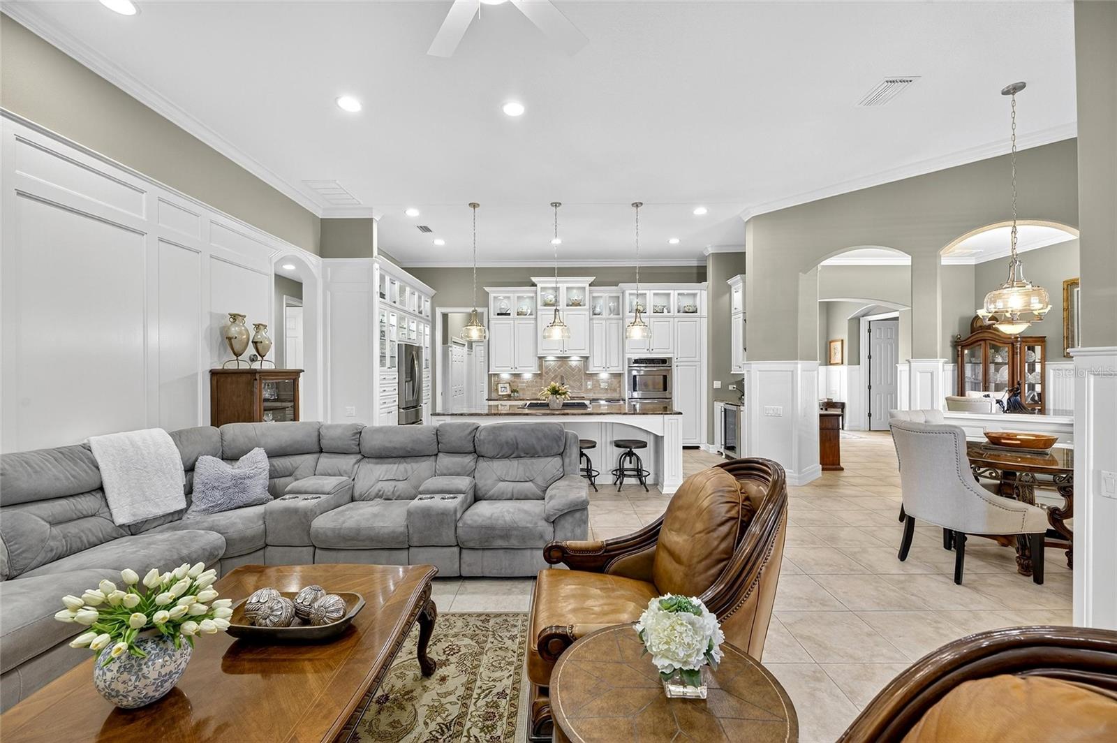 Image 40 of 94 For 539 Islebay Drive