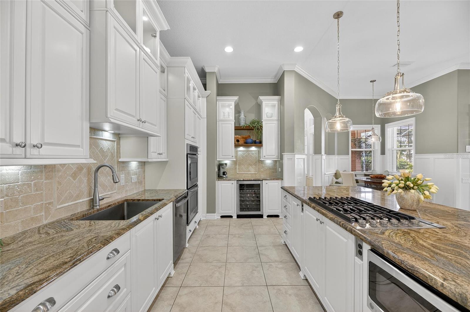 Image 48 of 94 For 539 Islebay Drive