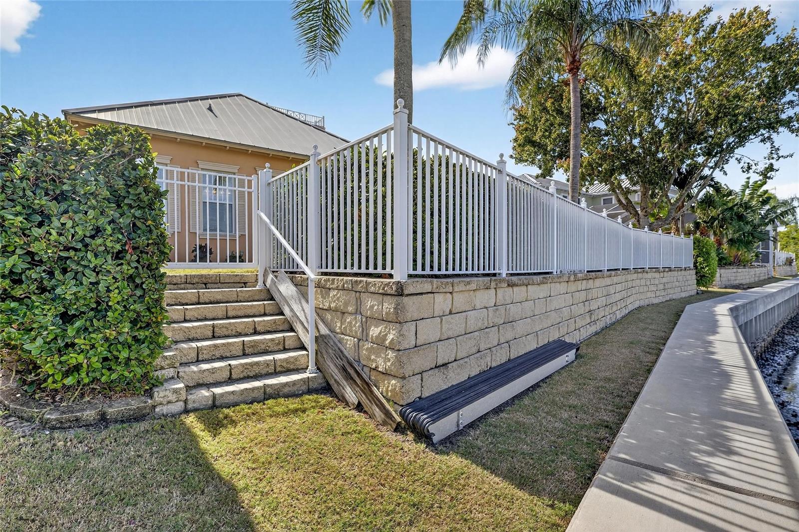 Image 74 of 94 For 539 Islebay Drive