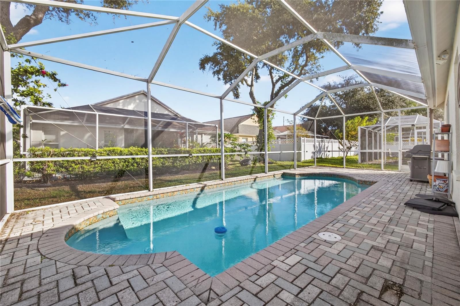 Image 29 of 39 For 2352 Rosehaven Drive