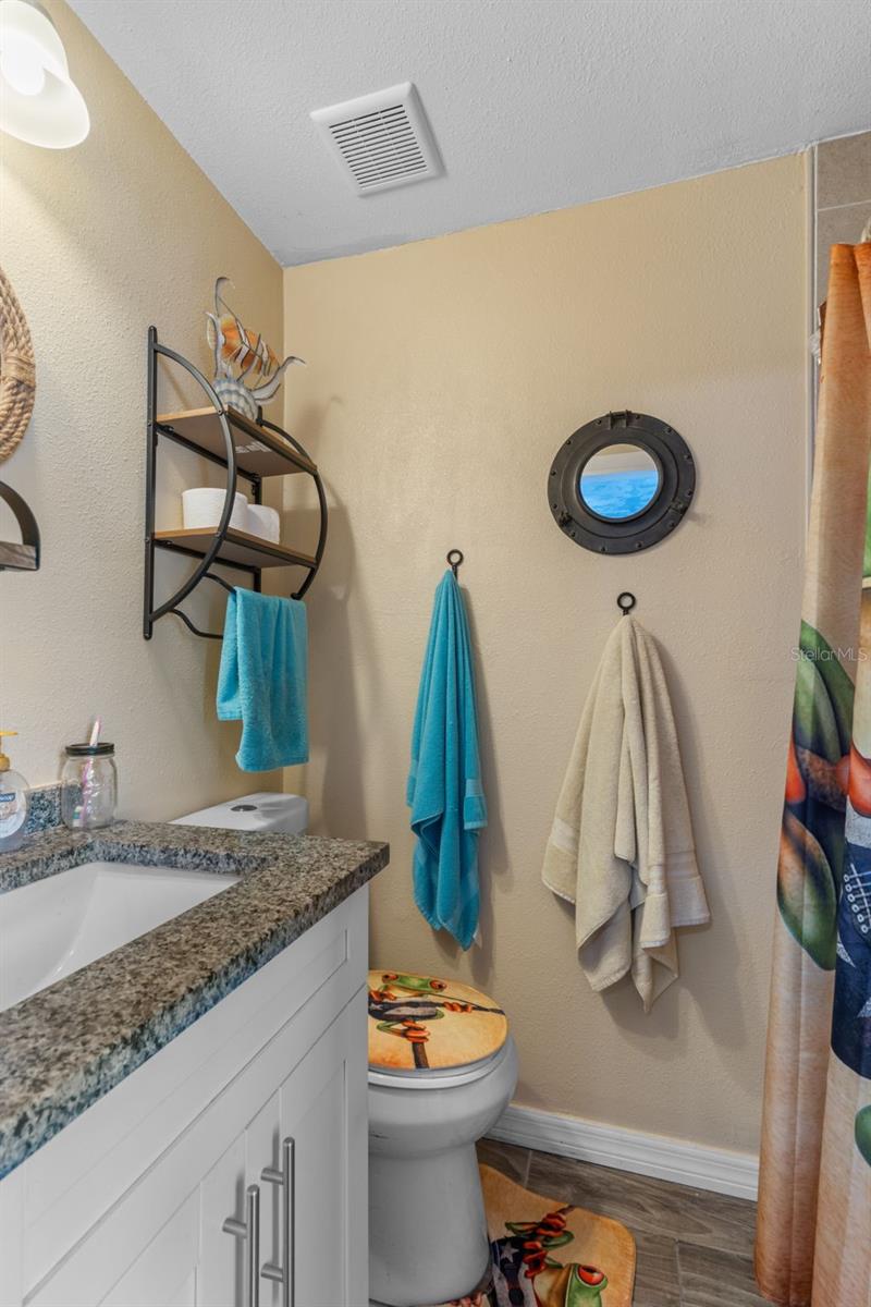 Image 18 of 29 For 9315 Palm Avenue