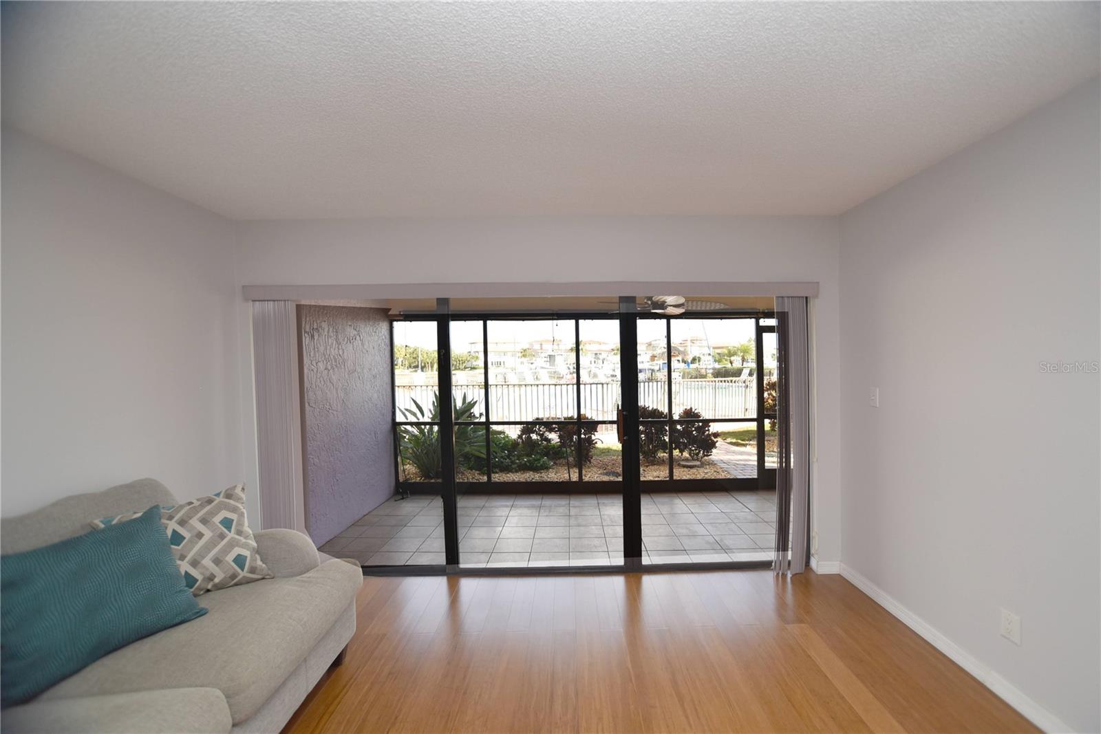 Image 21 of 85 For 4770 Brittany Drive S 16