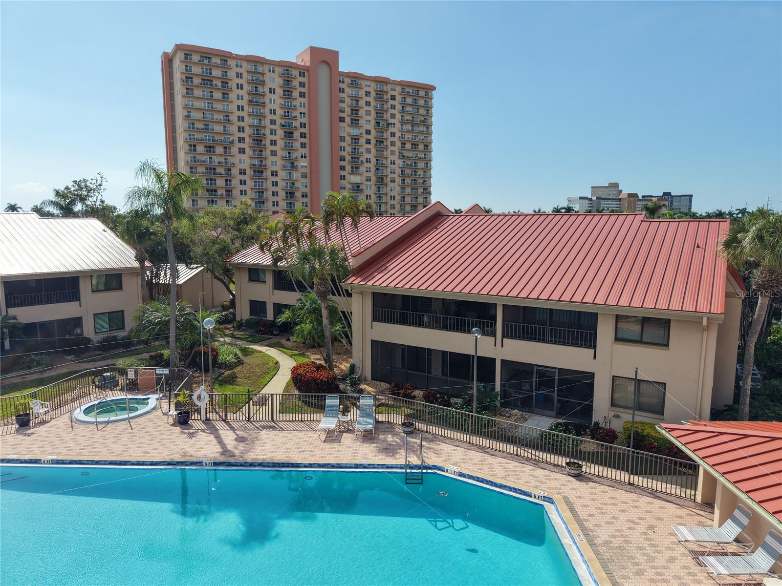 Image 23 of 85 For 4770 Brittany Drive S 16