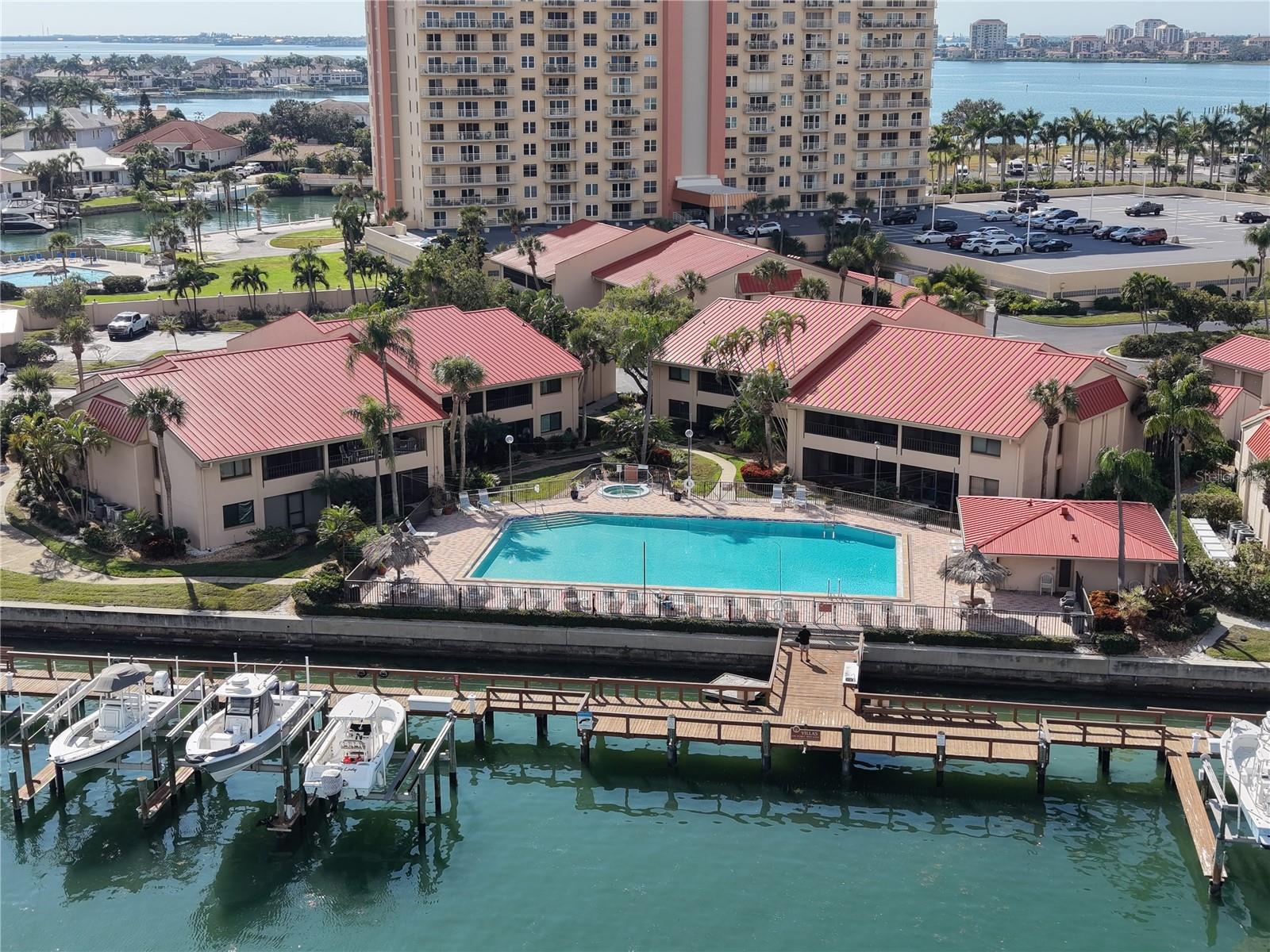 Image 24 of 85 For 4770 Brittany Drive S 16