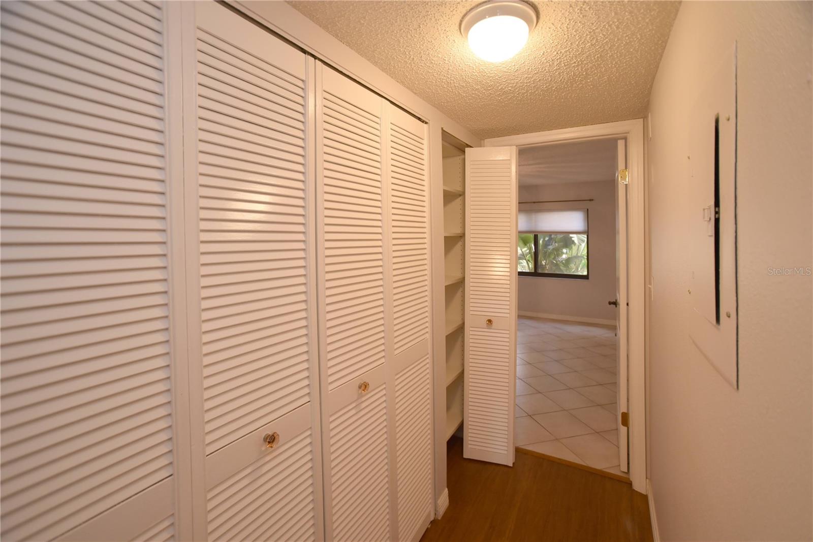 Image 27 of 85 For 4770 Brittany Drive S 16