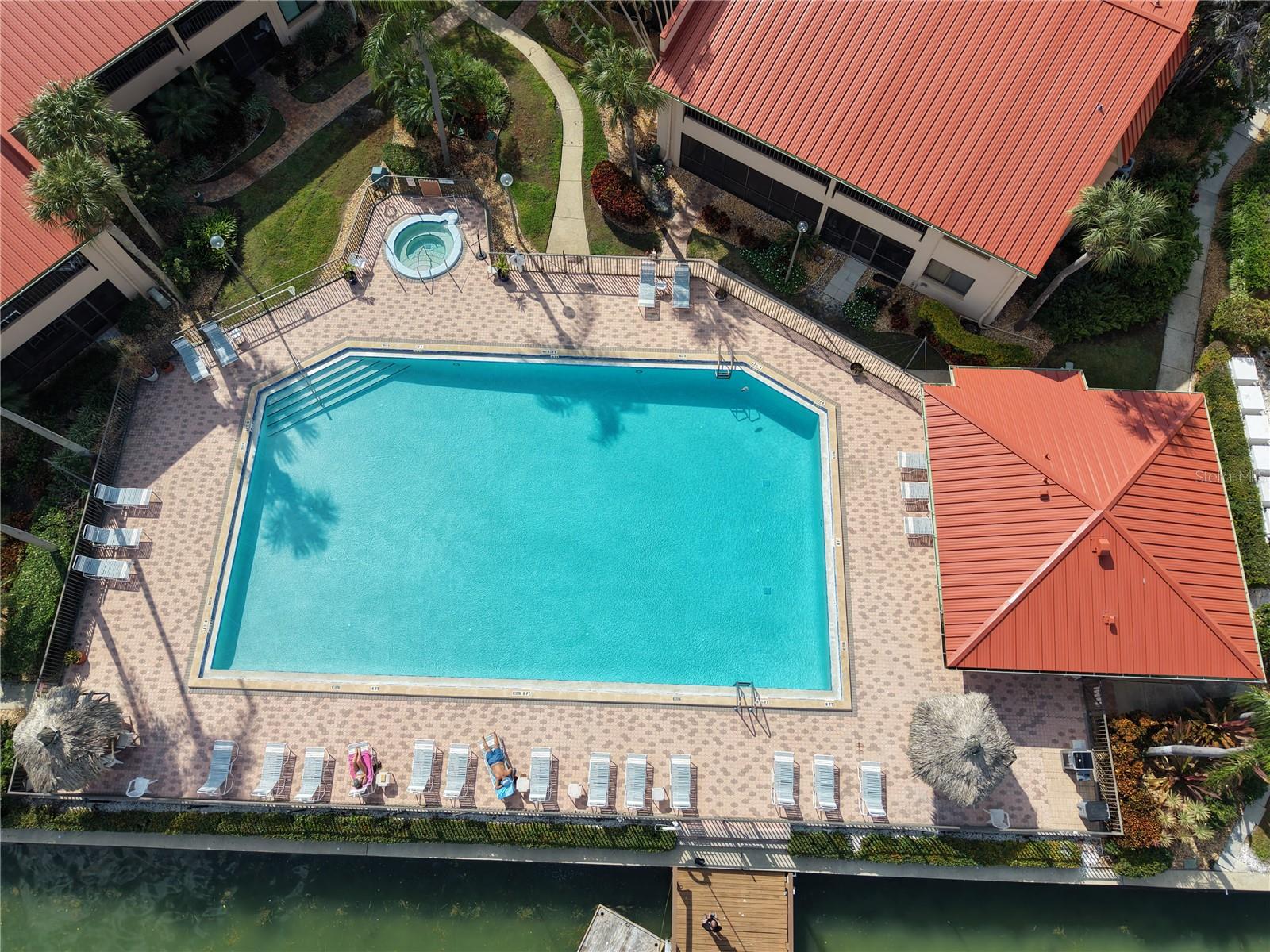 Image 39 of 85 For 4770 Brittany Drive S 16