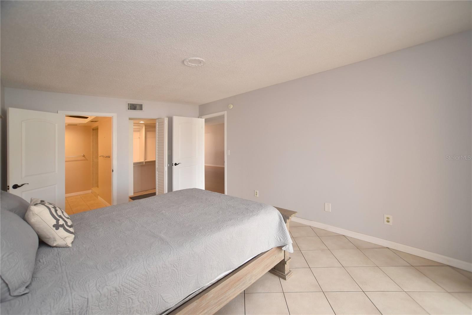 Image 7 of 85 For 4770 Brittany Drive S 16