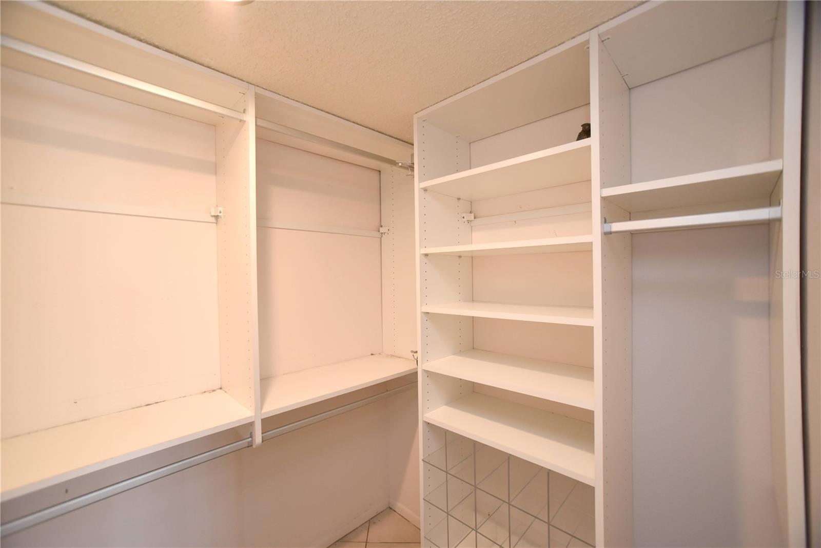 Image 9 of 85 For 4770 Brittany Drive S 16