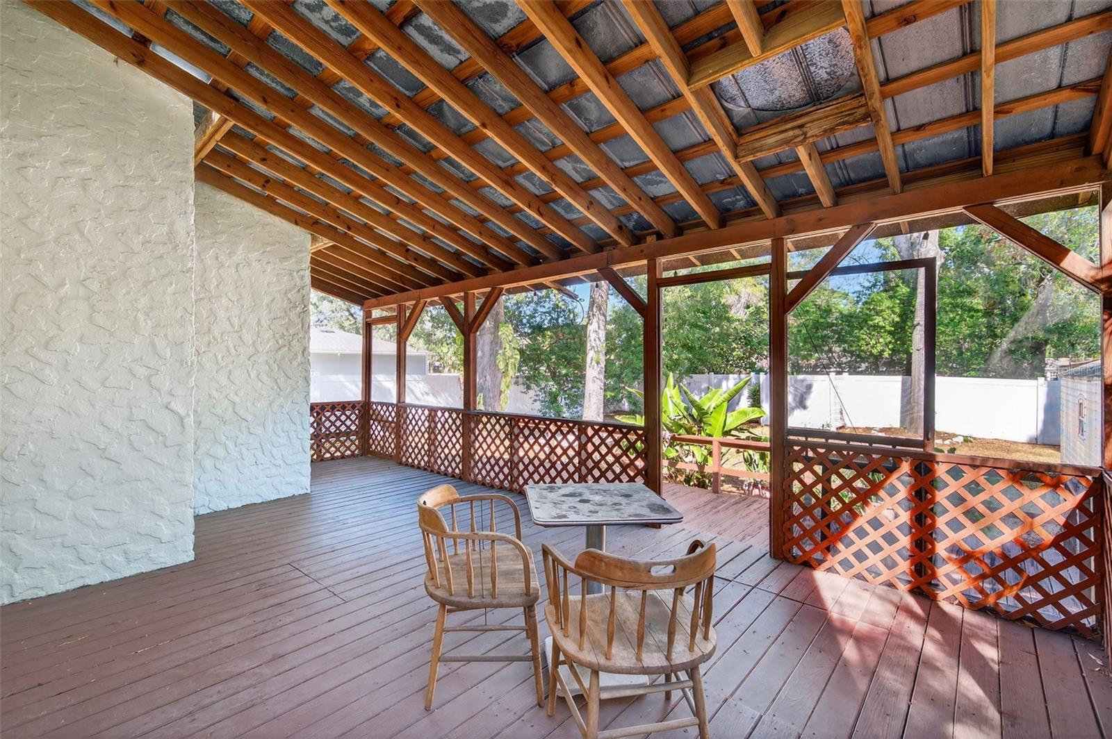 Image 44 of 68 For 907 Woodlawn Avenue