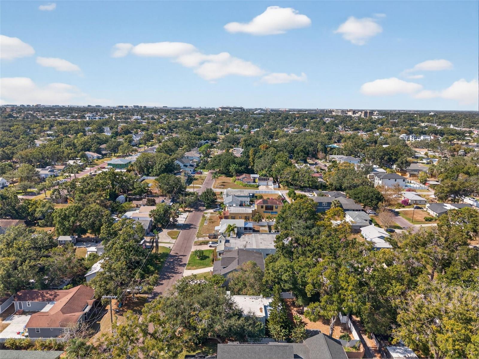 Image 63 of 68 For 907 Woodlawn Avenue