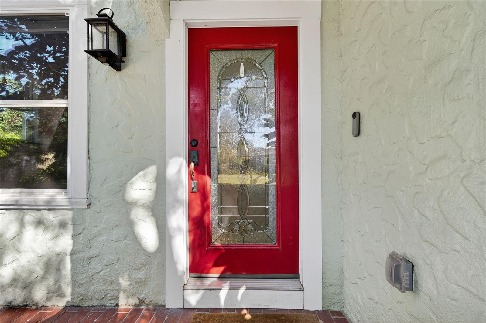 Image 7 of 68 For 907 Woodlawn Avenue