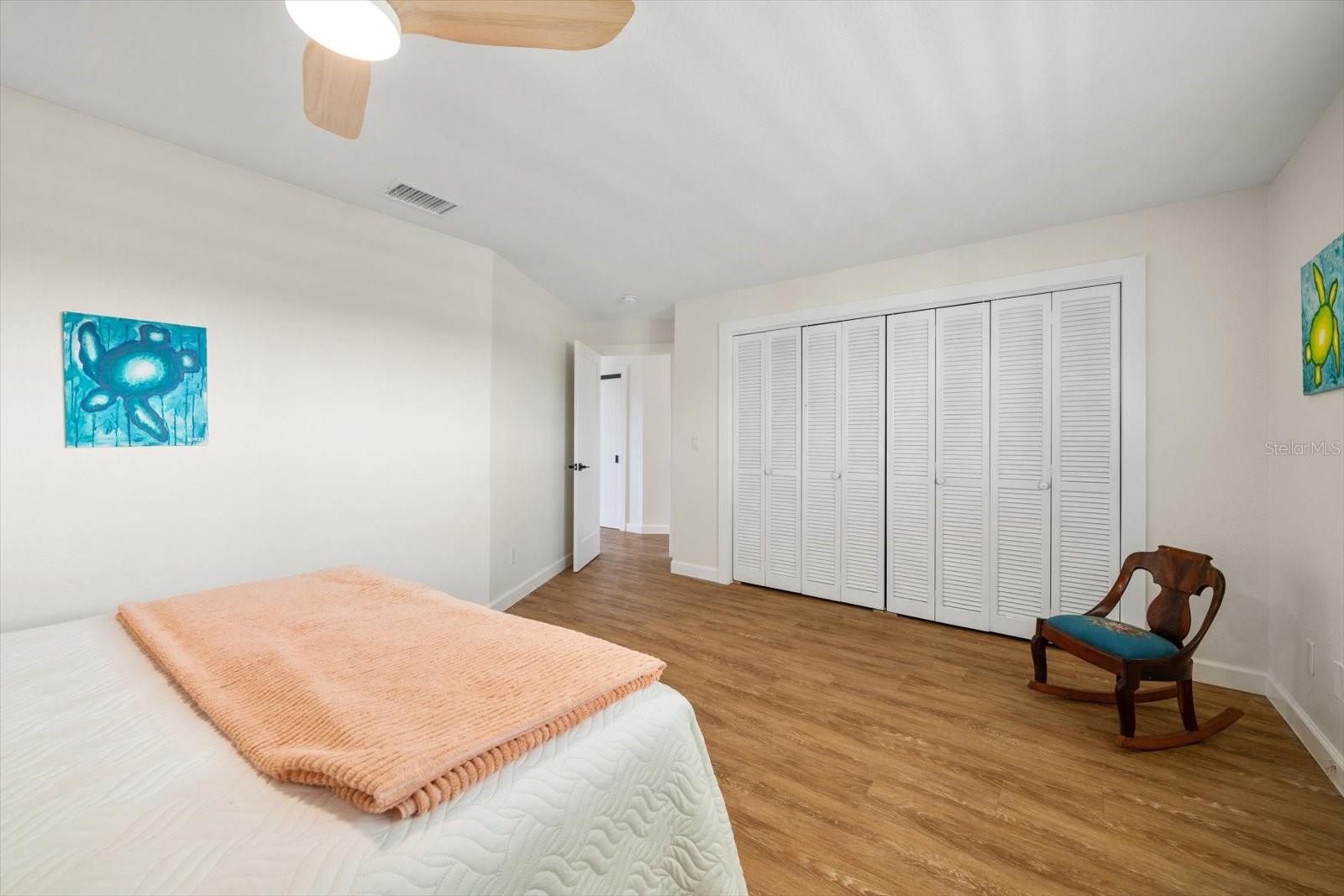 Image 24 of 63 For 2505 Bay Boulevard 4