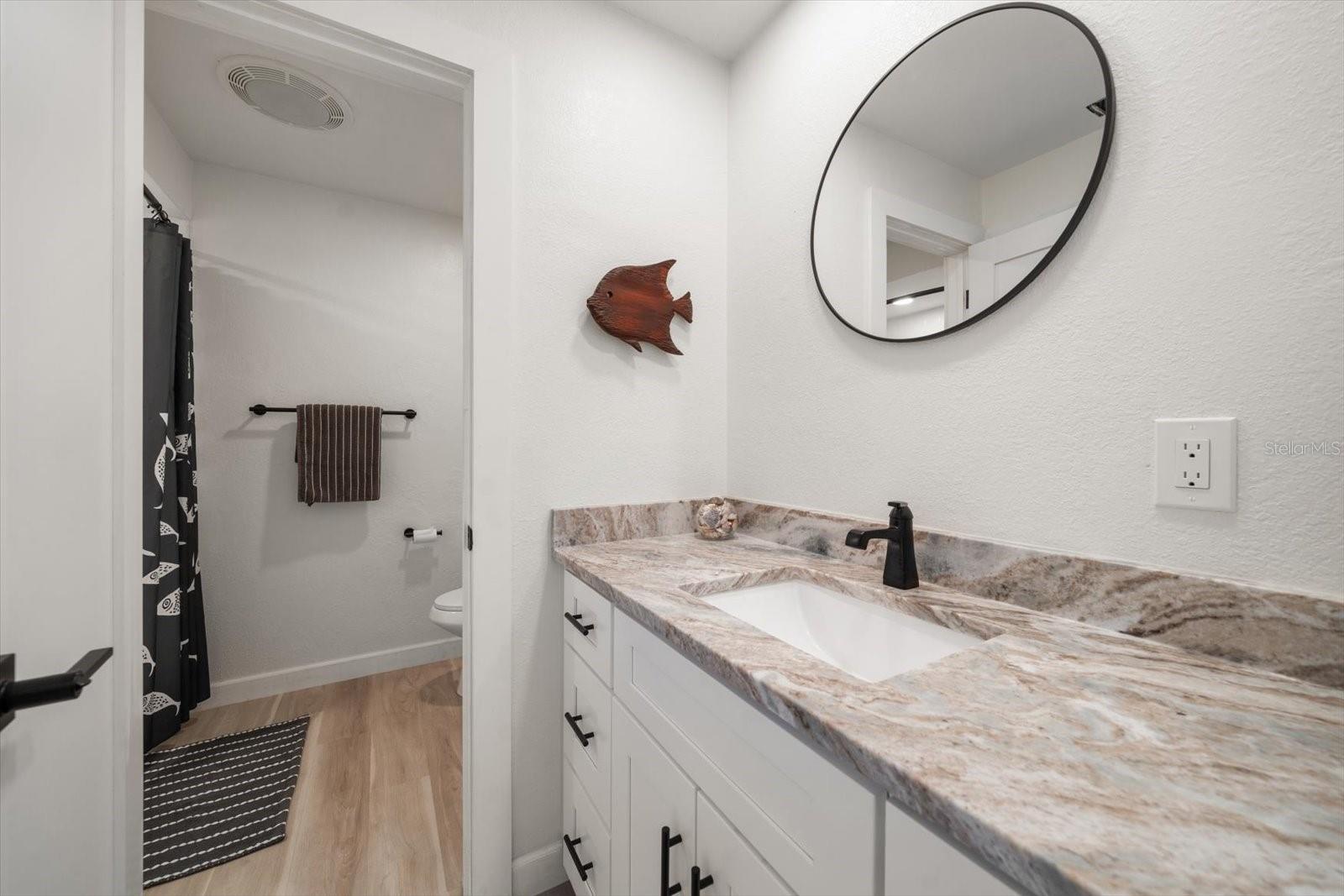 Image 25 of 63 For 2505 Bay Boulevard 4