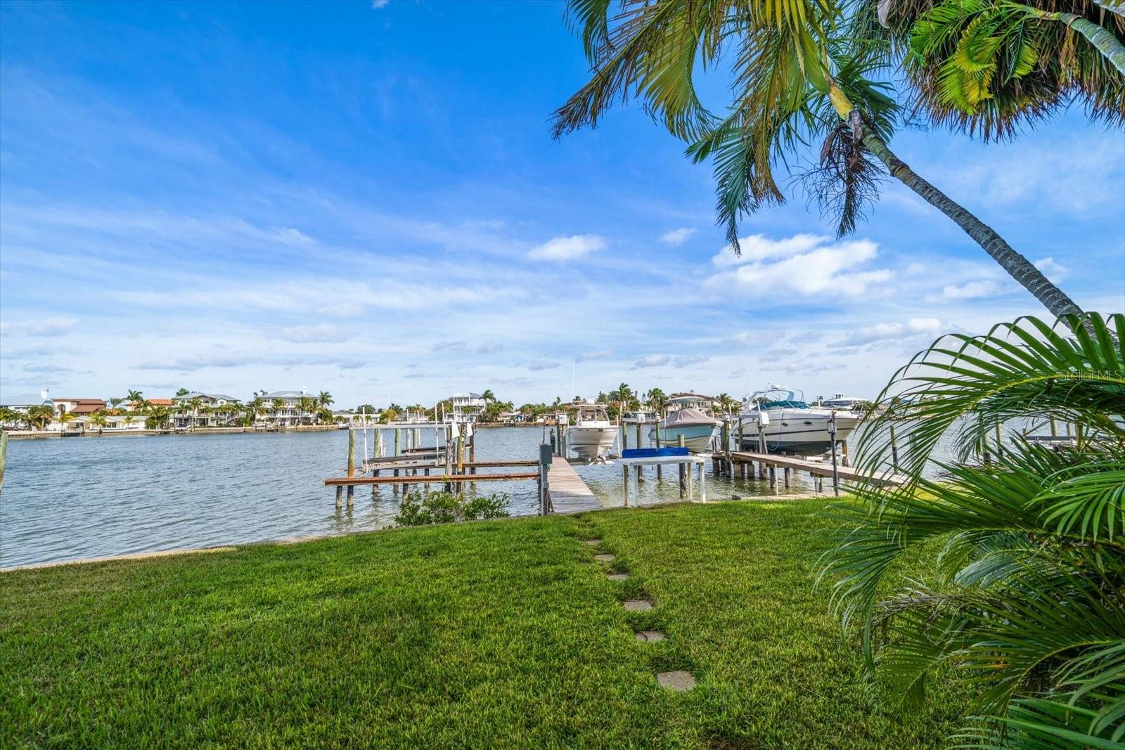 Image 46 of 63 For 2505 Bay Boulevard 4