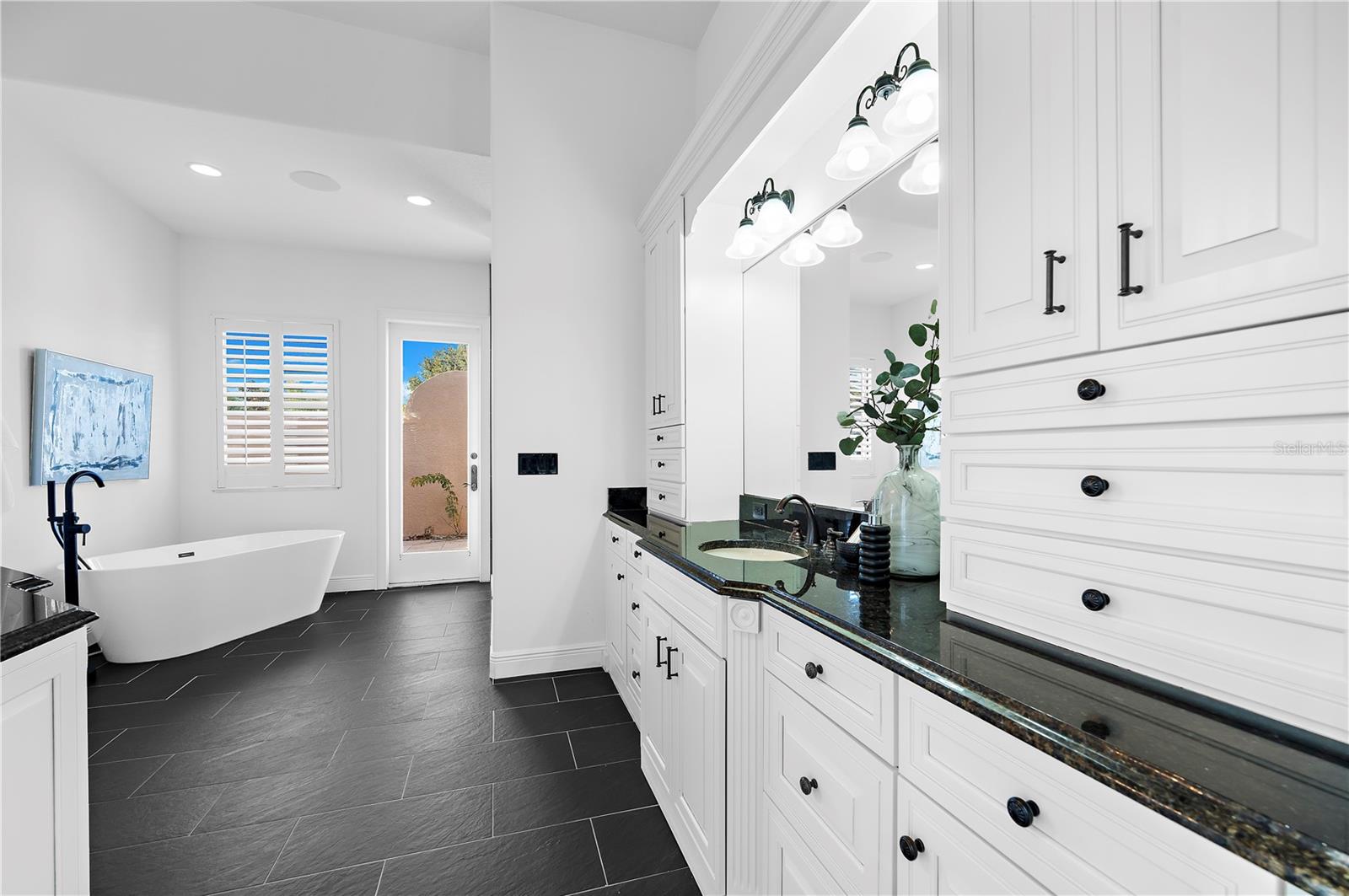 Image 37 of 72 For 17336 Ballmont Park Drive