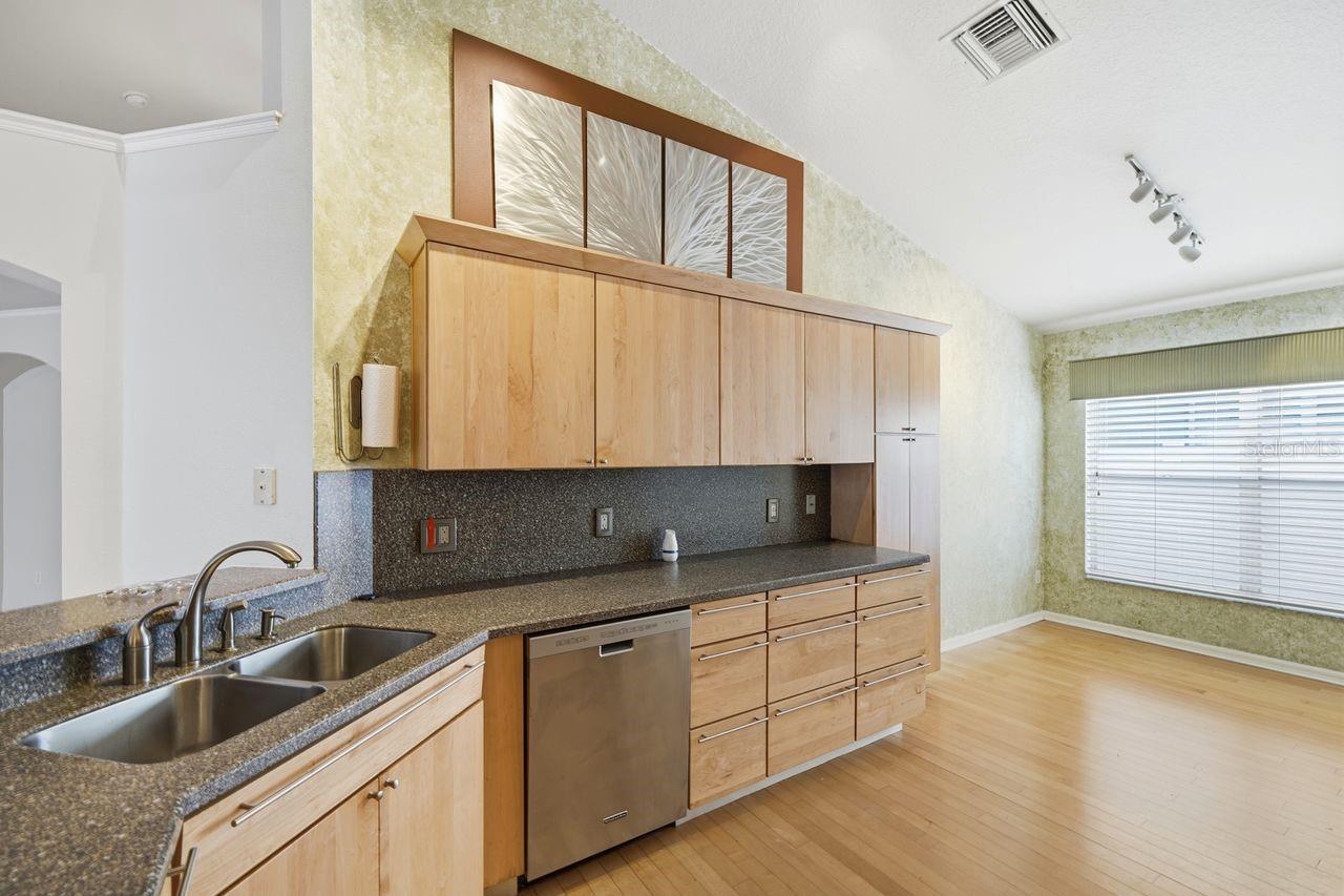 Image 13 of 45 For 18939 Twinberry Drive