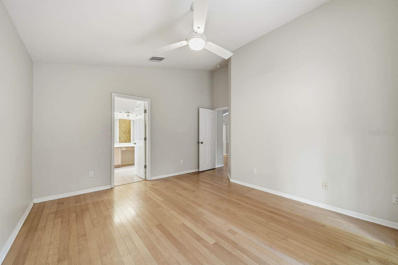 Image 23 of 45 For 18939 Twinberry Drive