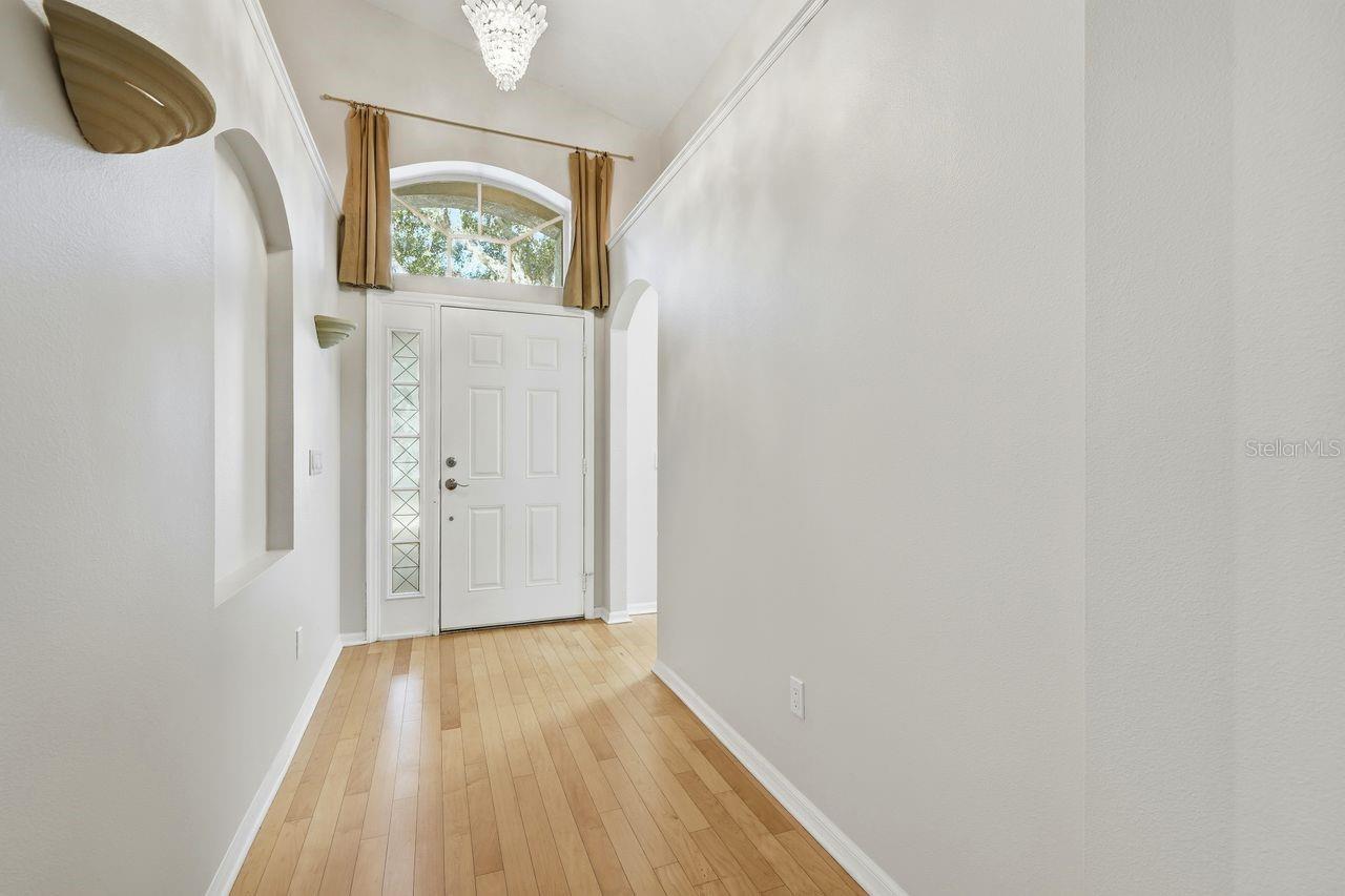 Image 4 of 45 For 18939 Twinberry Drive