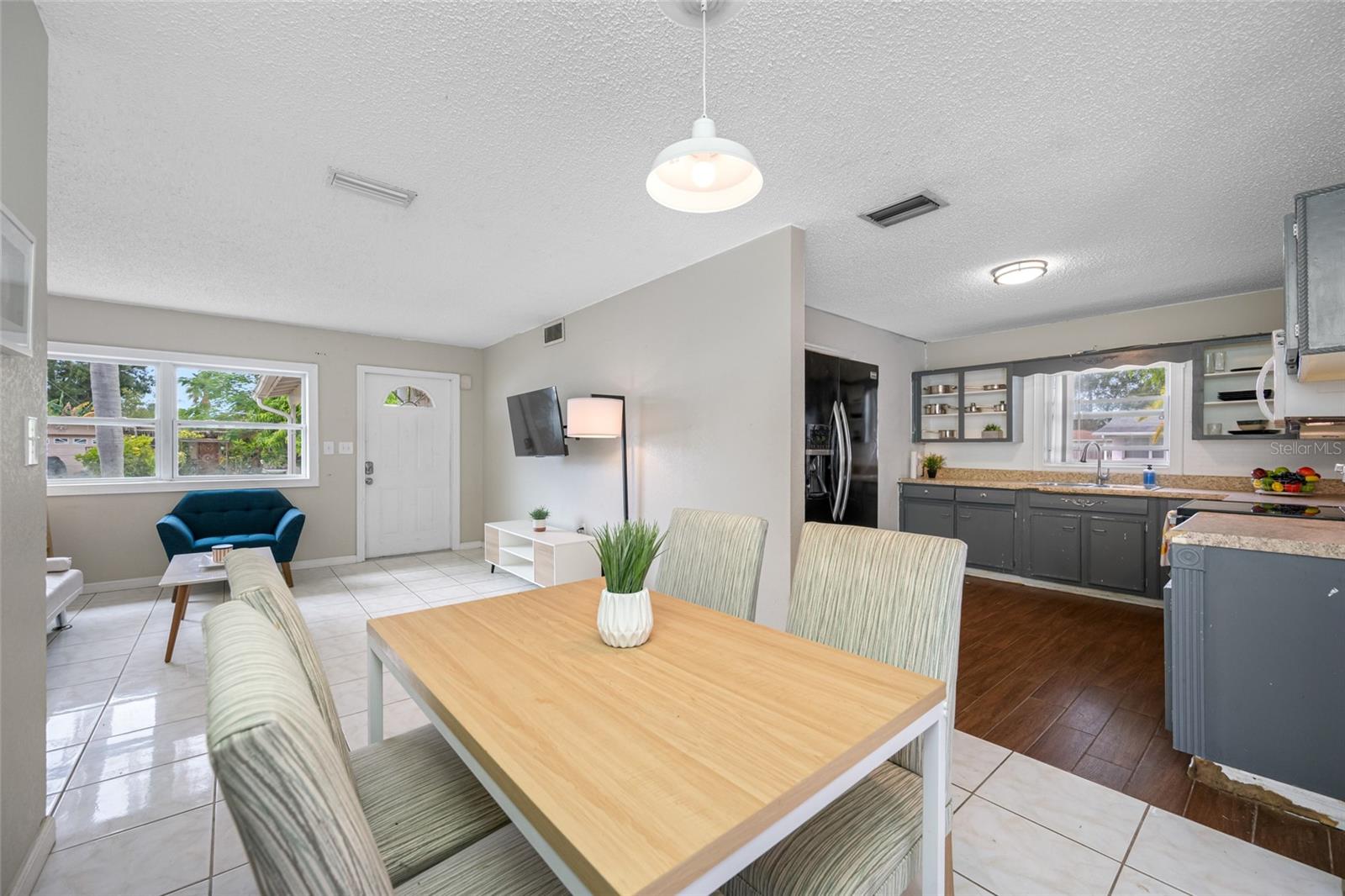 Image 21 of 45 For 9493 55th Street N