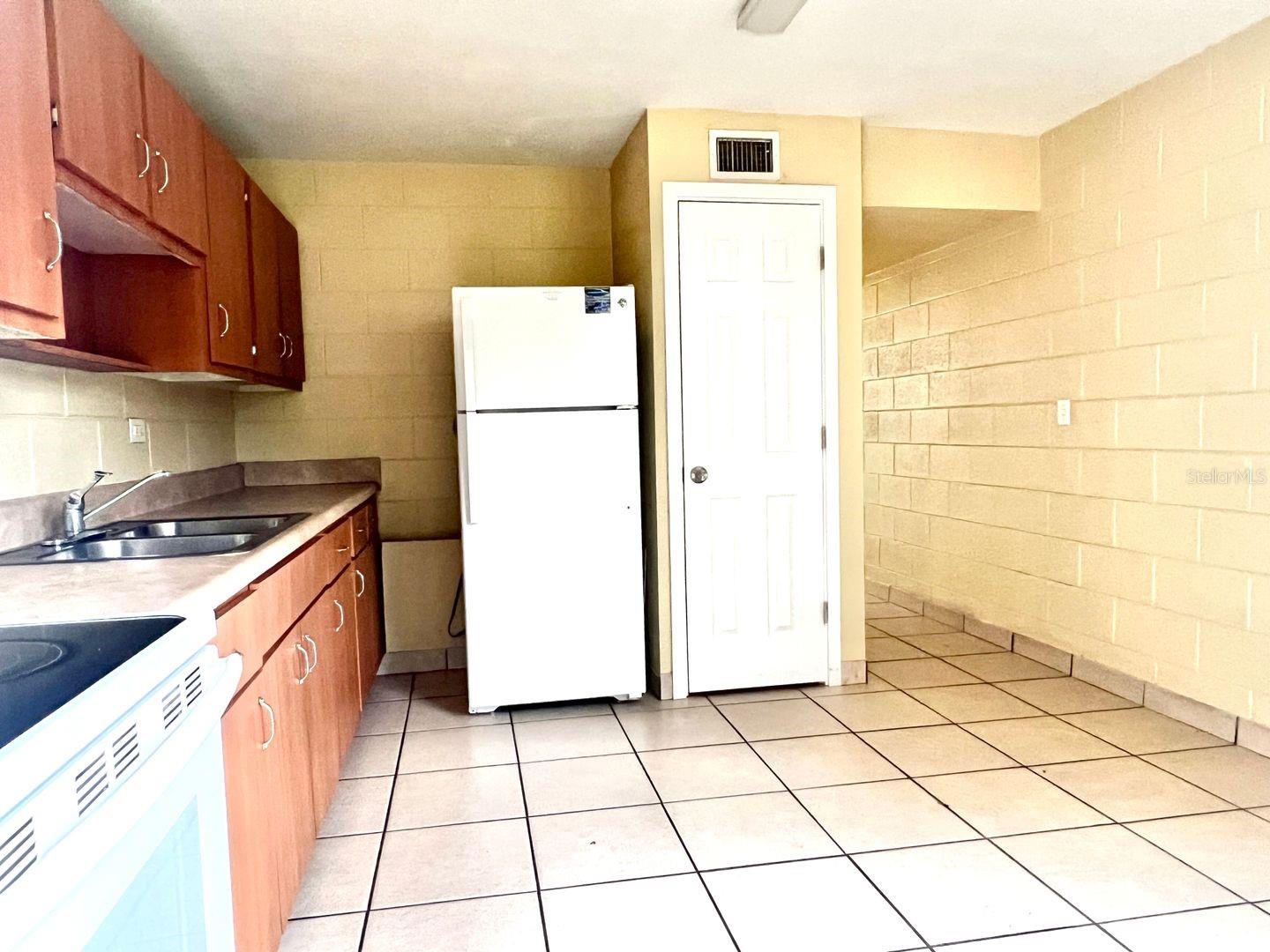 Image 5 of 14 For 706 Martin Luther King Boulevard A3