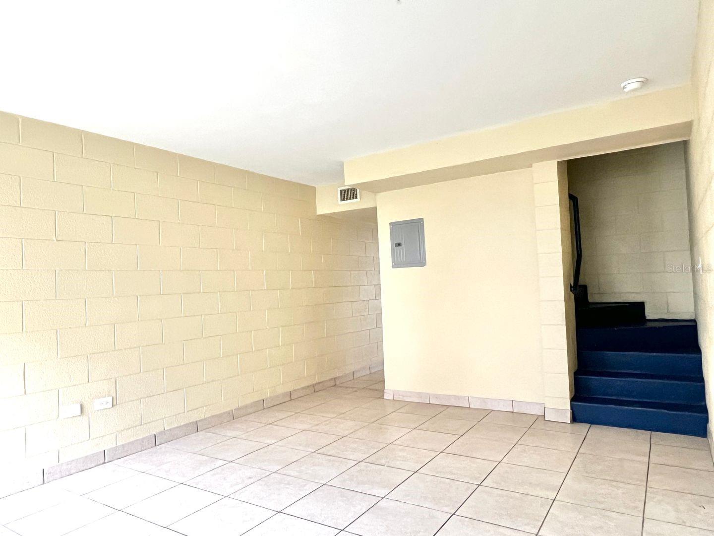 Image 7 of 14 For 706 Martin Luther King Boulevard A3