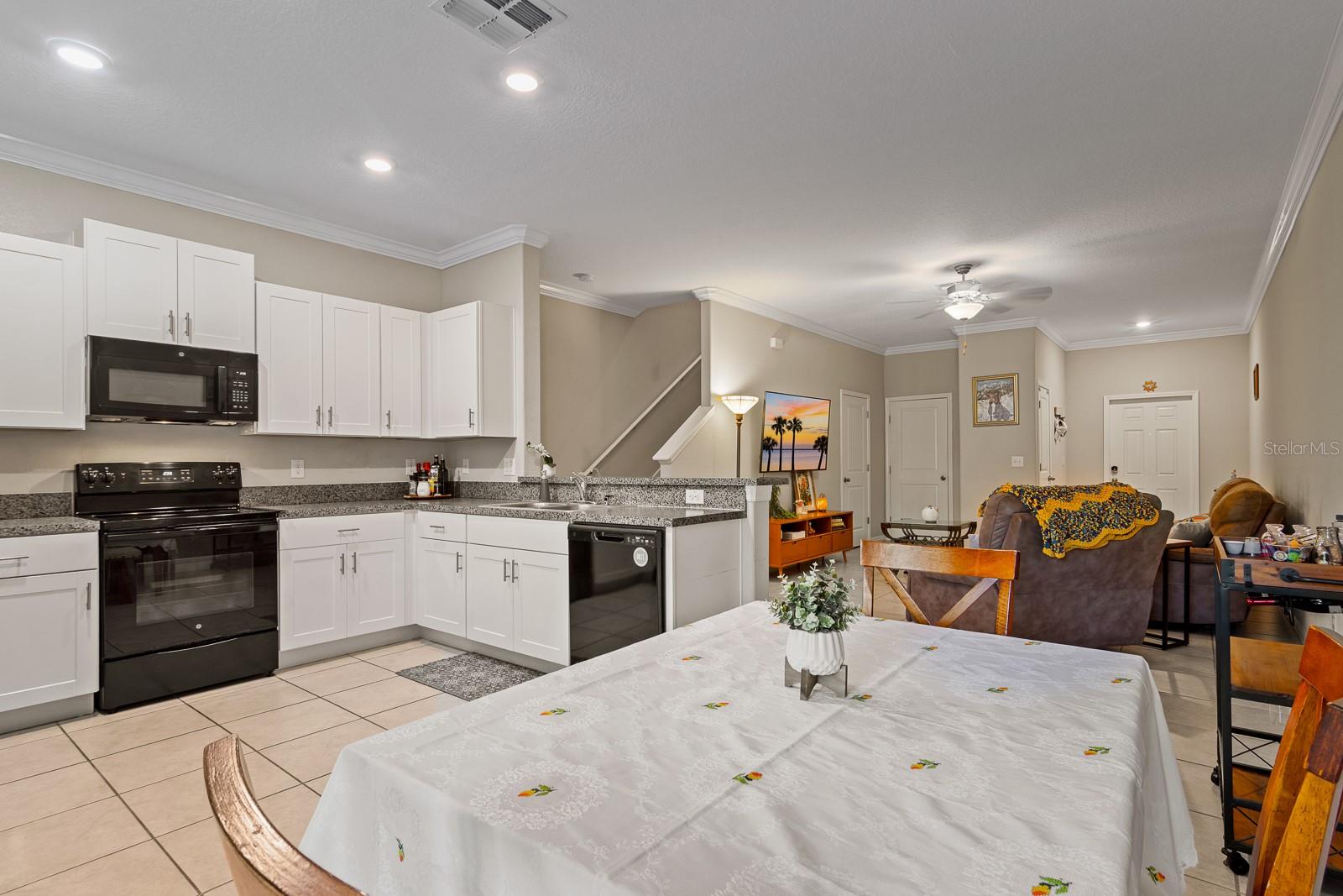 Image 12 of 43 For 1552 Cassius Street