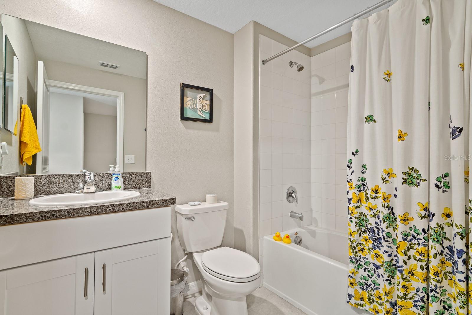 Image 25 of 43 For 1552 Cassius Street