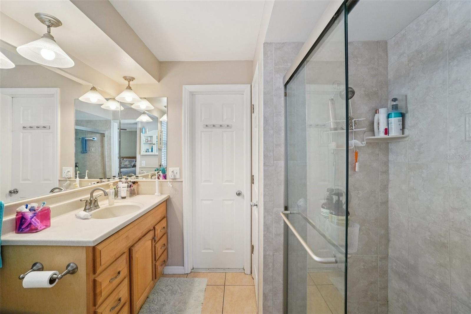 Image 14 of 26 For 1530 Lake Avenue