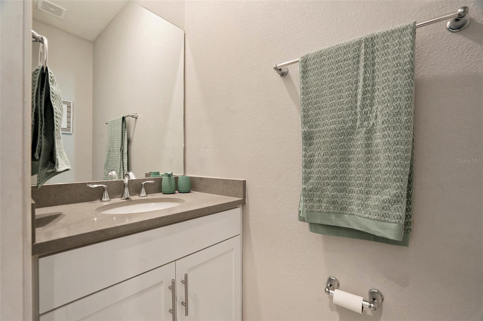 Image 10 of 30 For 10903 Honor Road