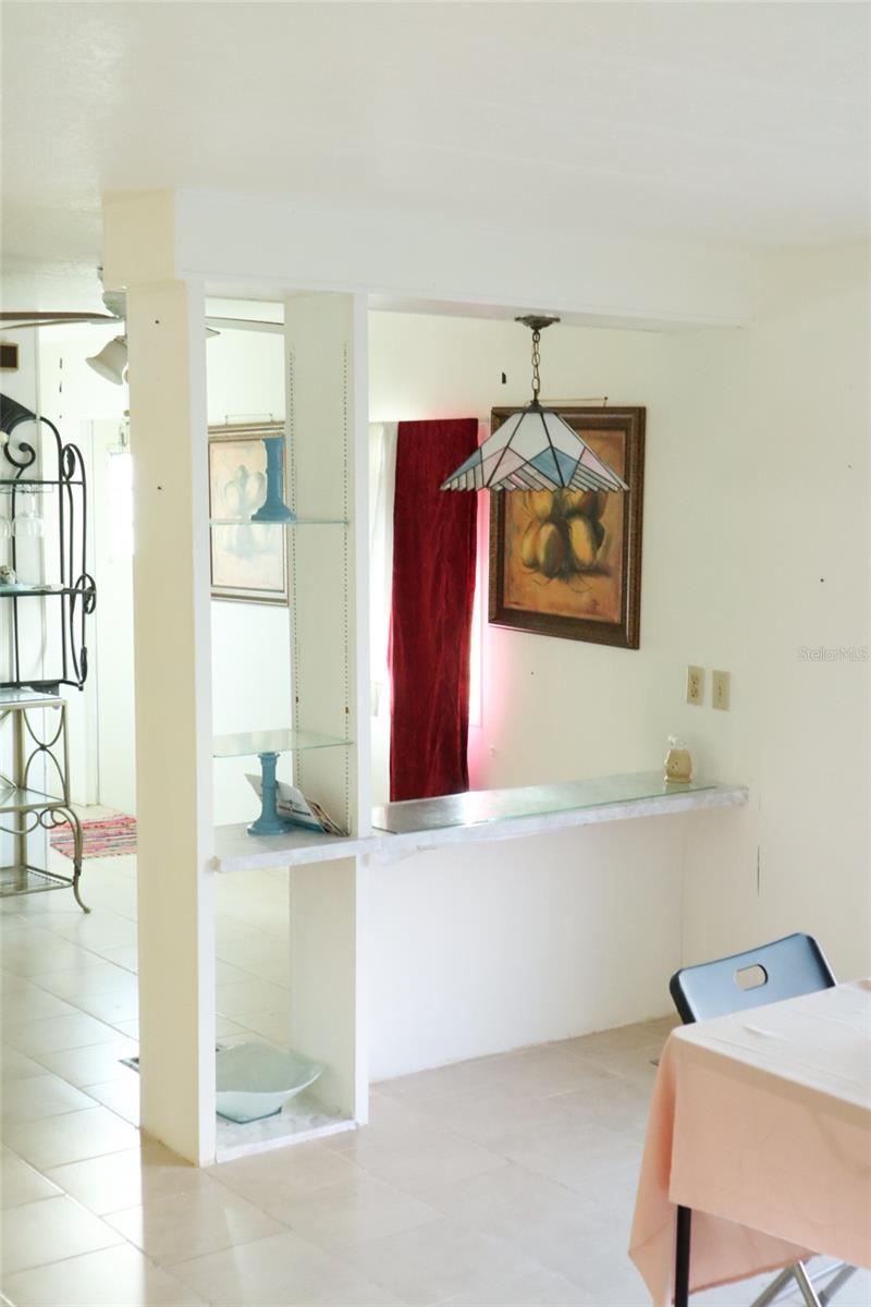 Image 6 of 9 For 210 Janet Lane