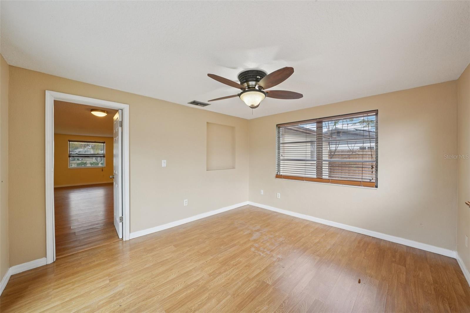 Image 22 of 27 For 6428 Kentfield Avenue