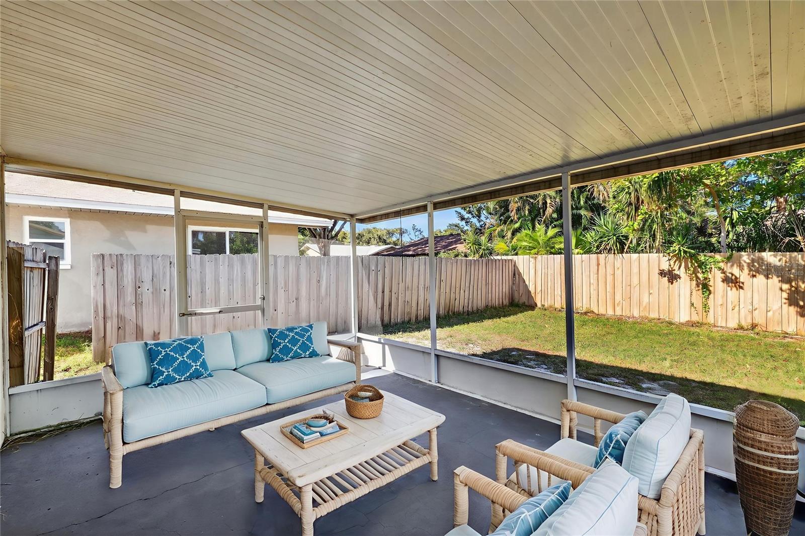 Image 25 of 30 For 105 Lotus Circle