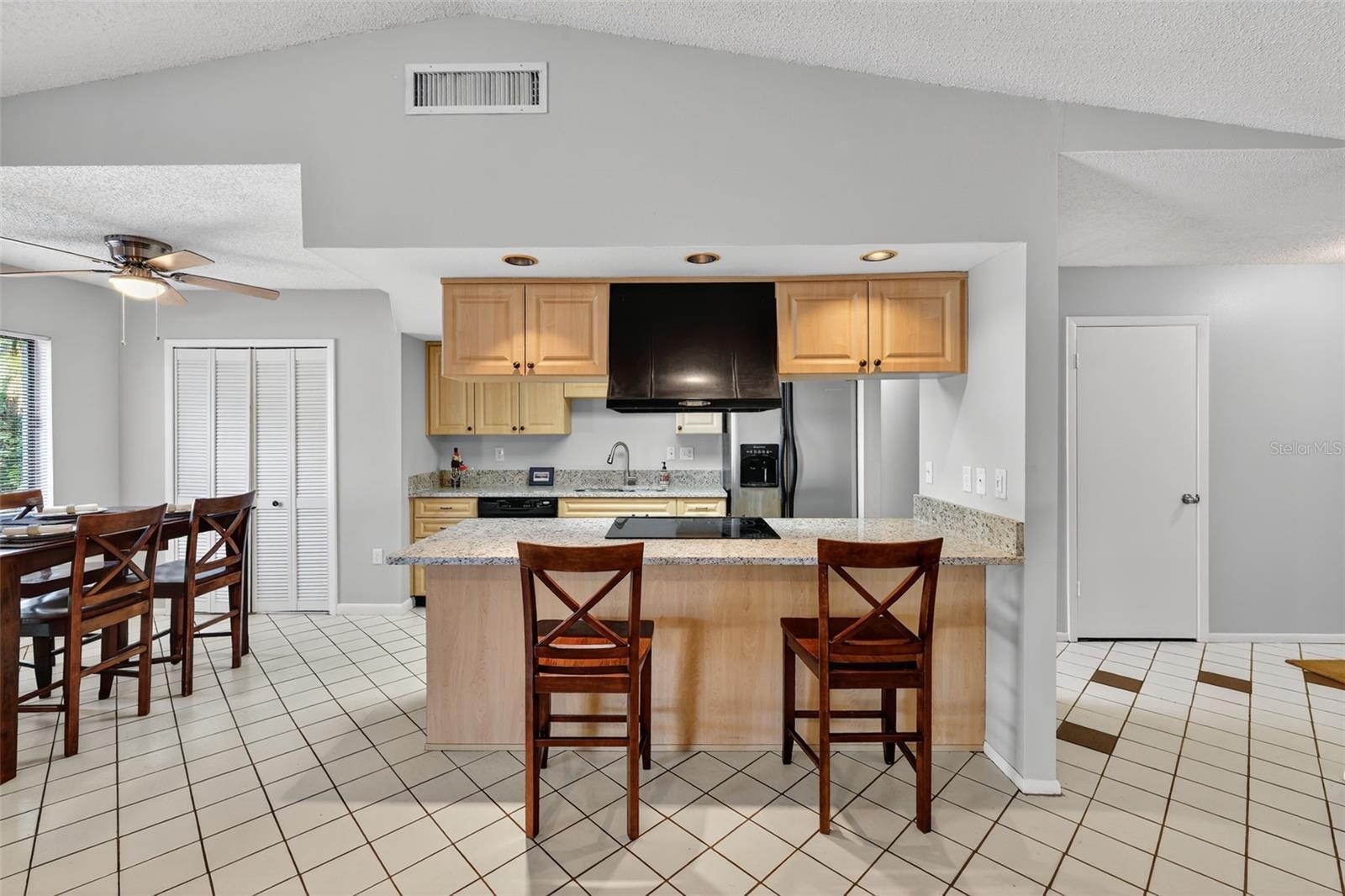 Image 7 of 30 For 105 Lotus Circle