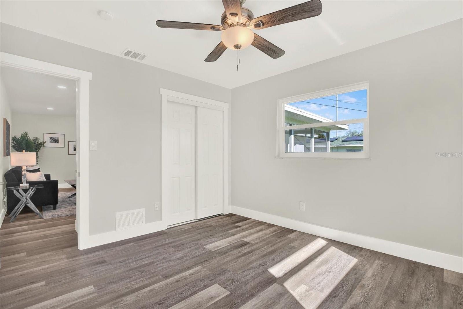 Image 25 of 29 For 2195 Academy Drive