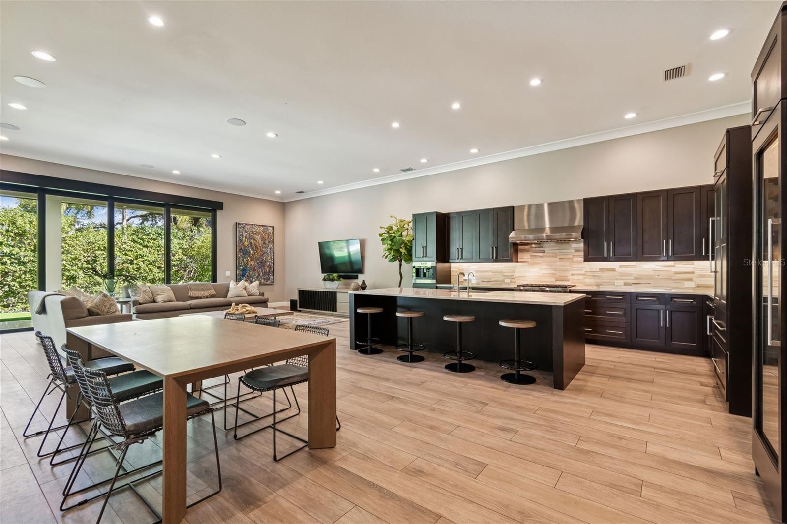 Image 4 of 55 For 4115 Zelar Street