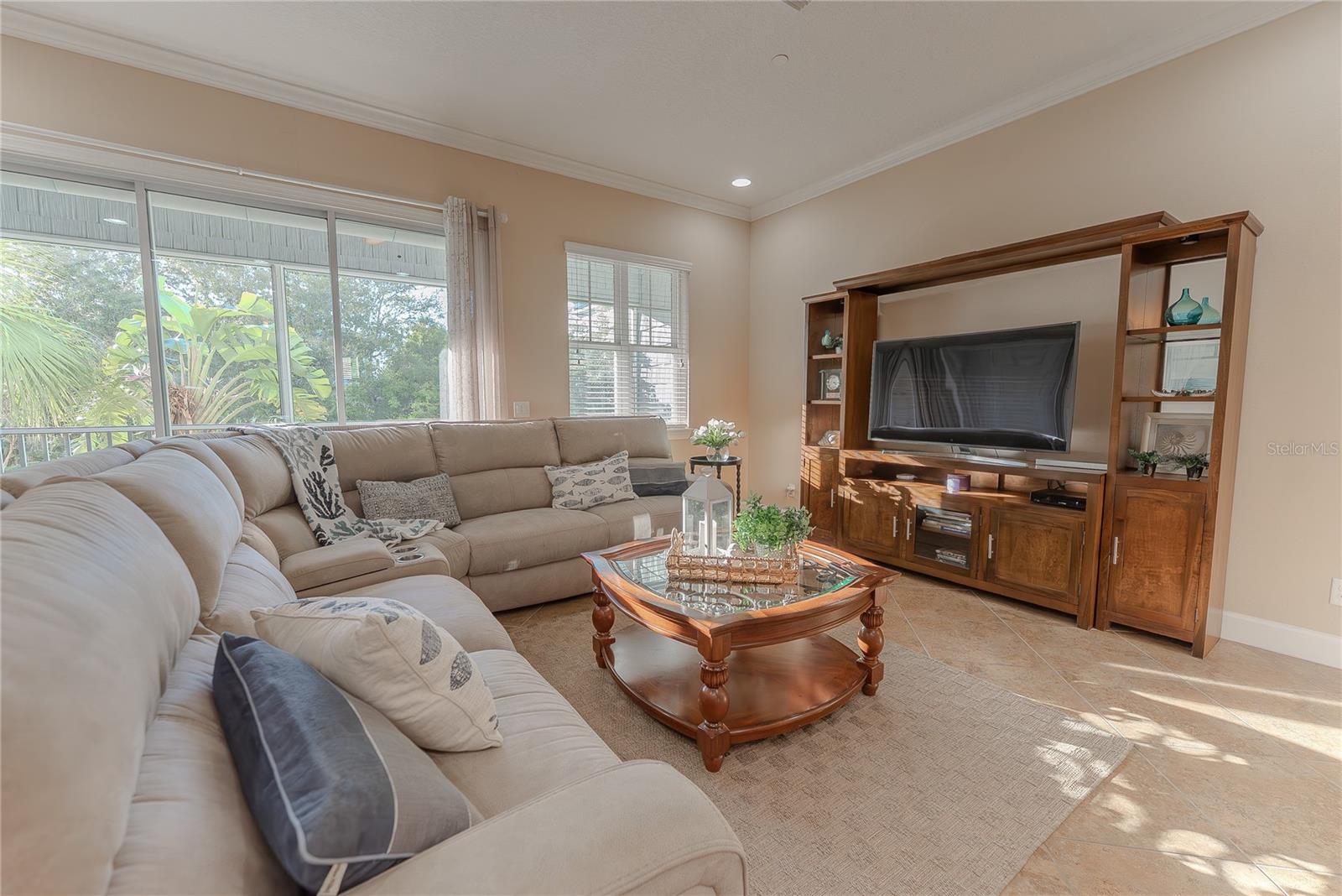 Image 26 of 54 For 94 The Cove Way