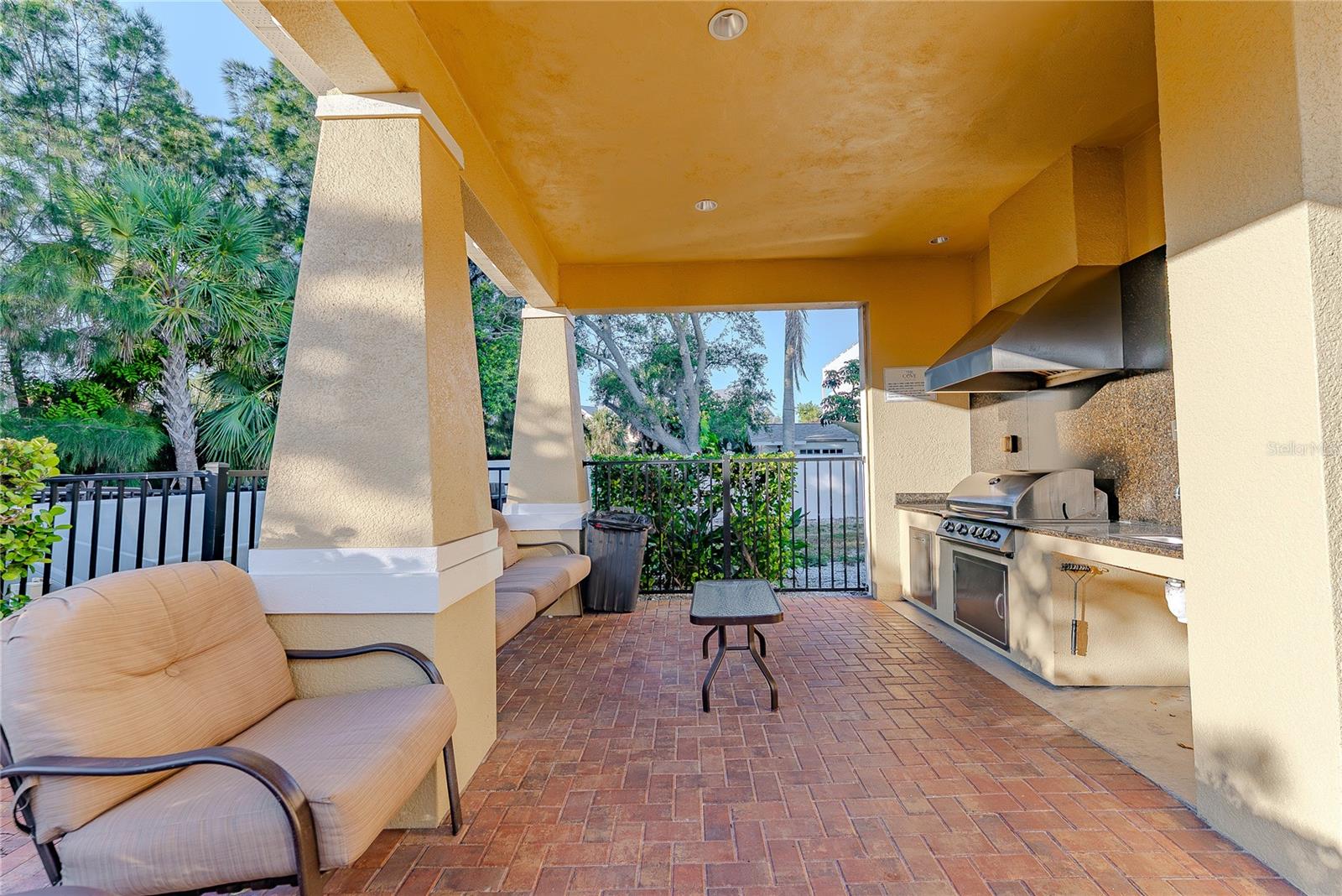 Image 44 of 54 For 94 The Cove Way